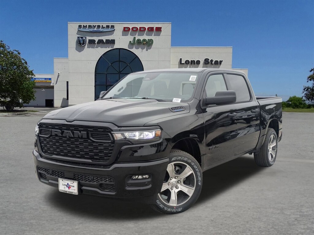 New 2025 Ram 1500 TRADESMAN CREW CAB 4X2 5'7 BOX Pickup