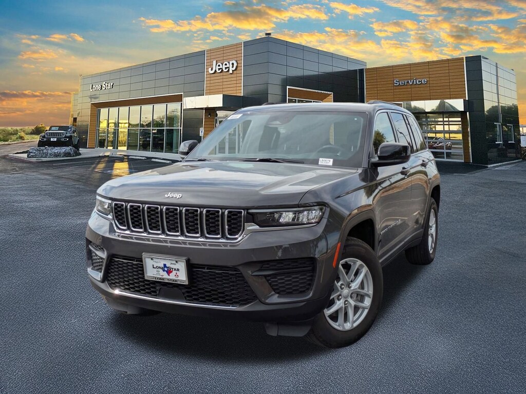 New 2025 Jeep Grand Cherokee LAREDO X 4X2 Sport Utility