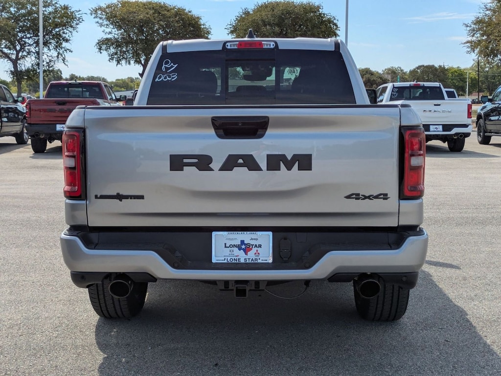 New 2026 Ram 1500 LONE STAR CREW CAB 4X4 5'7 BOX Pickup