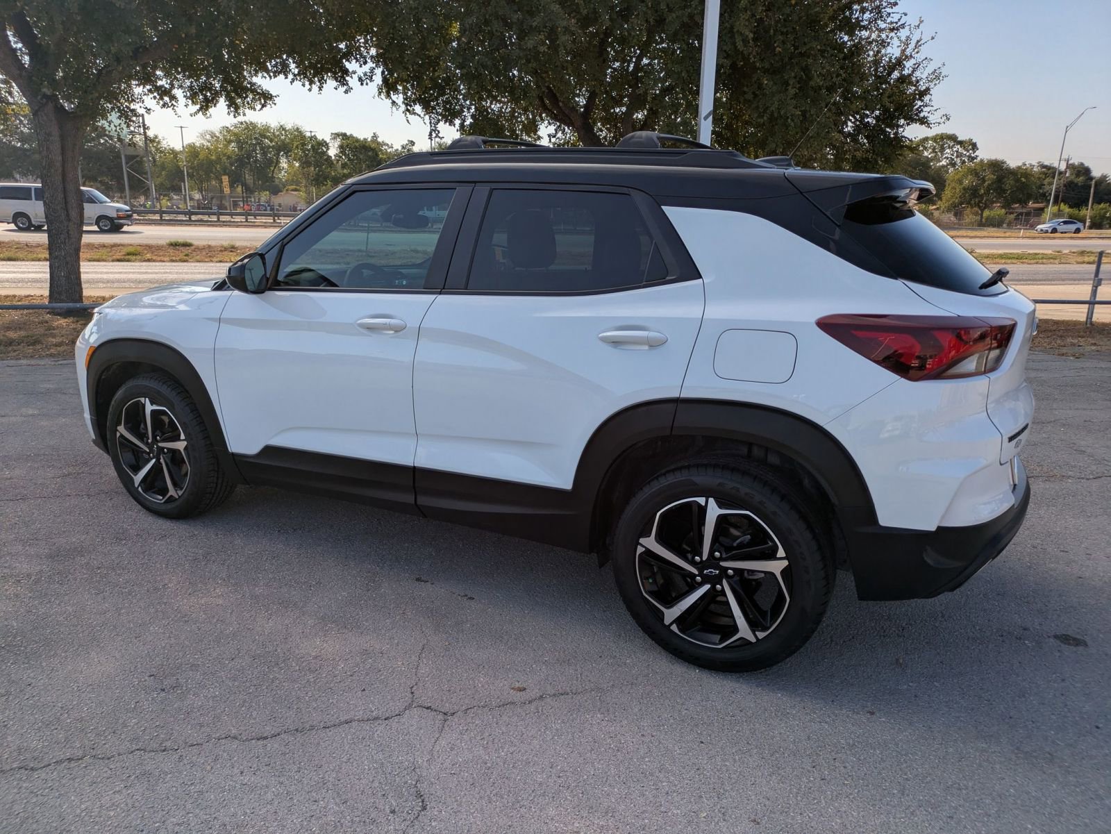 2023 Chevrolet Trailblazer RS photo 2