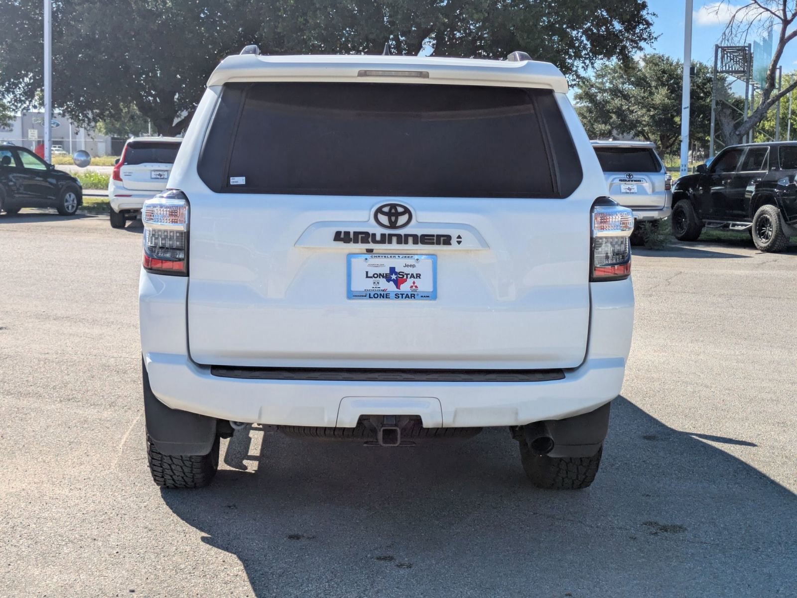 2024 Toyota 4Runner SR5 Premium photo 3