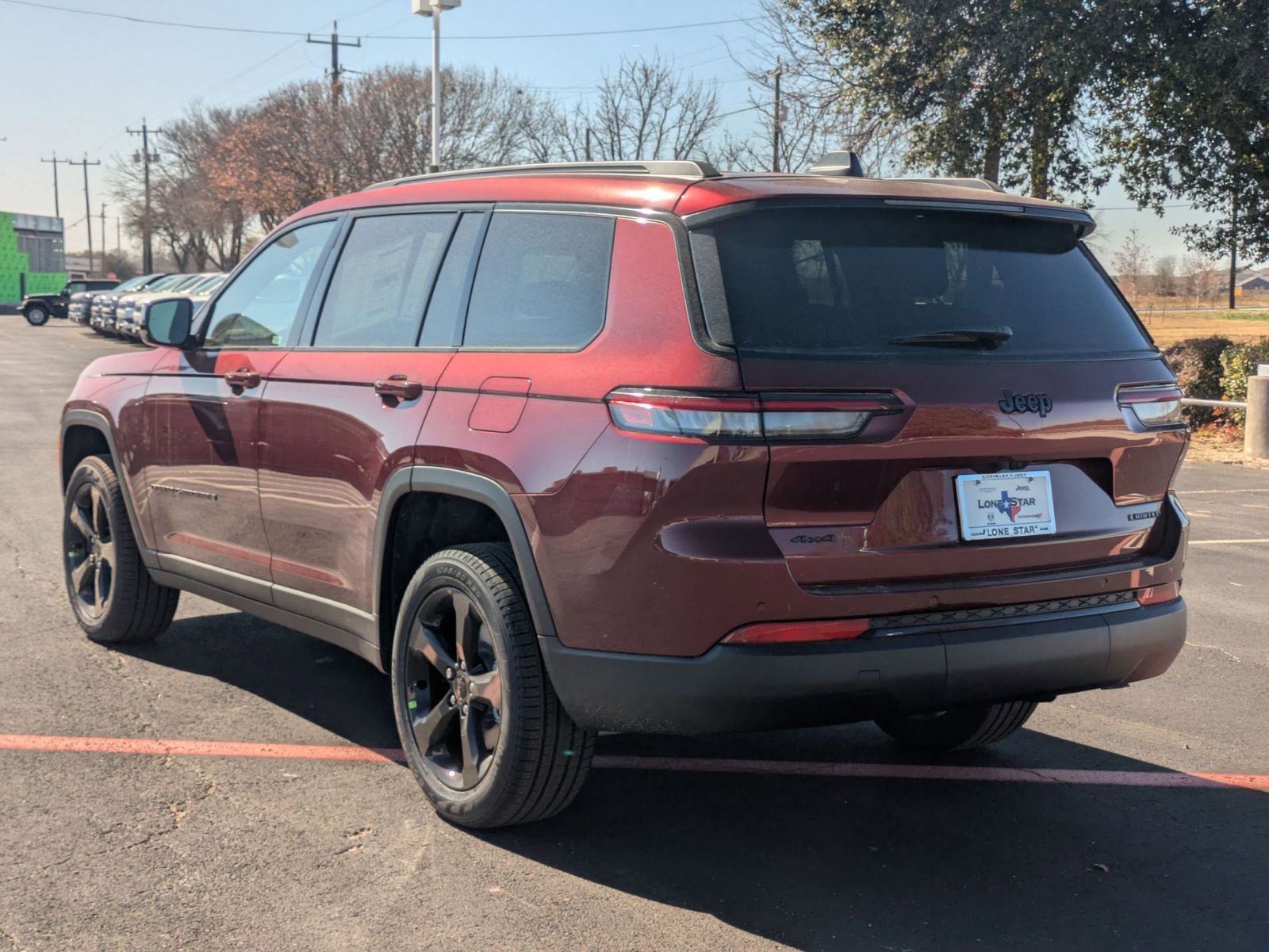 2025 Jeep Grand Cherokee Limited photo 2