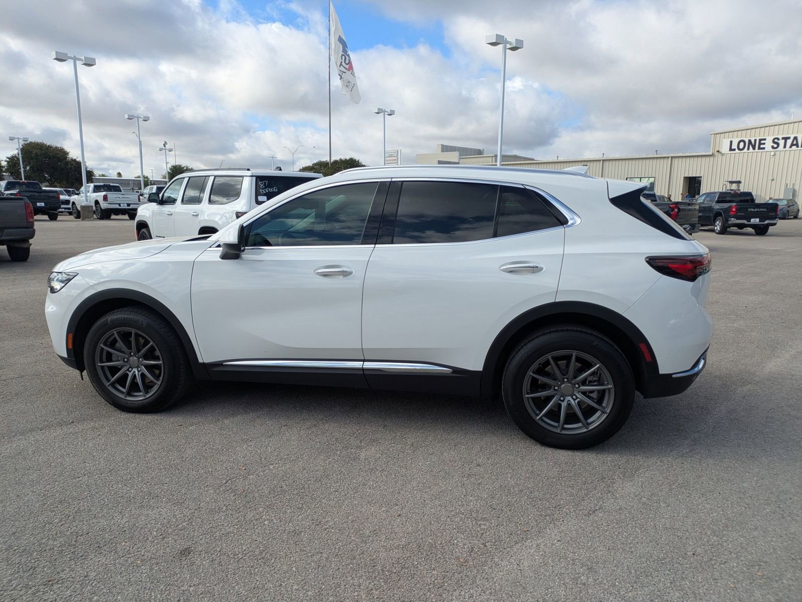 2023 Buick Envision Preferred photo 2