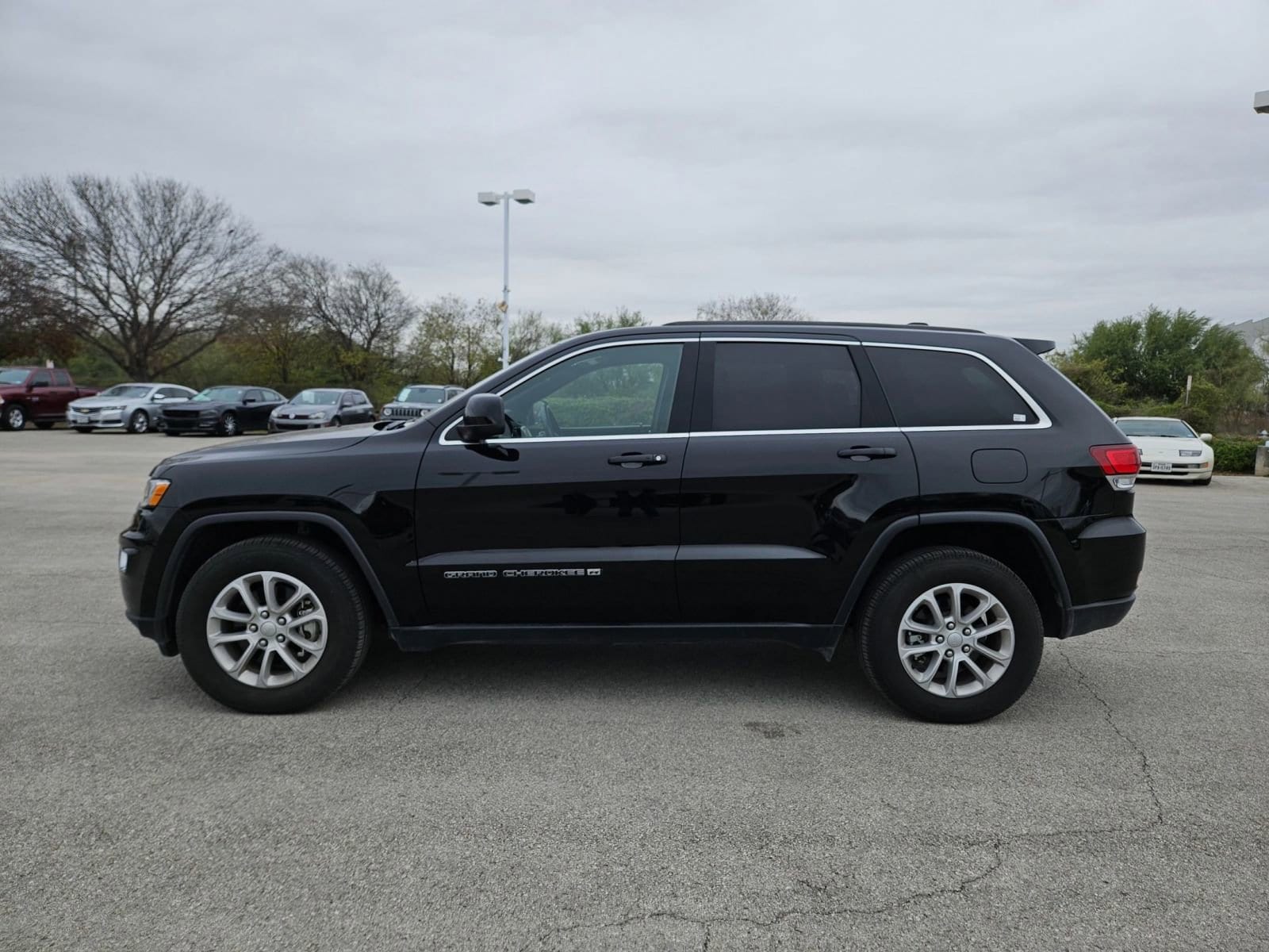 Used 2022 Jeep Grand Cherokee WK Laredo E with VIN 1C4RJEAG2NC153546 for sale in San Antonio, TX