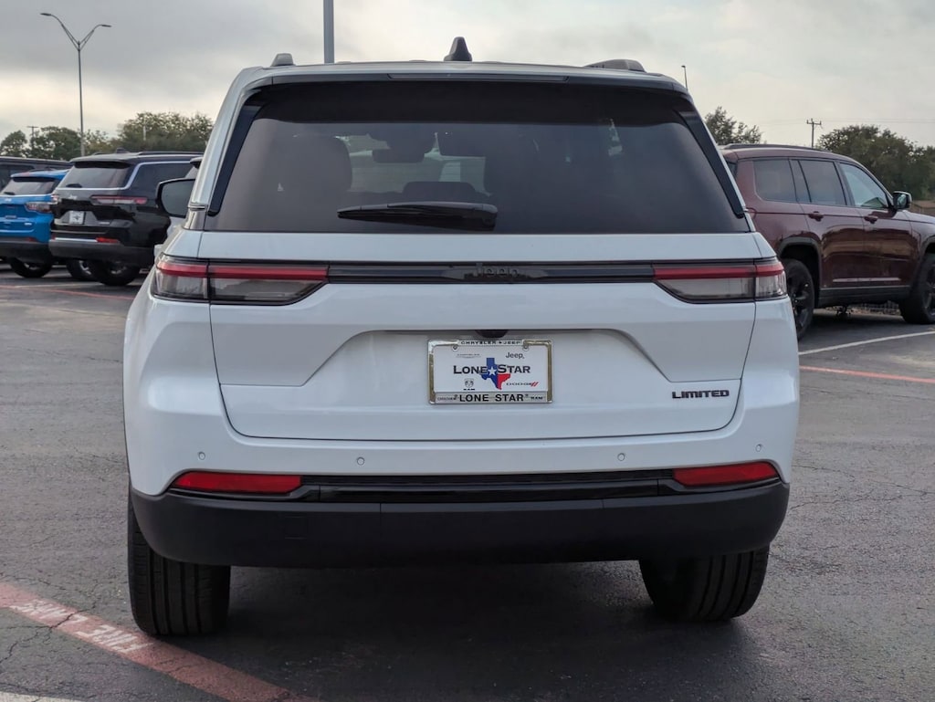 New 2025 Jeep Grand Cherokee LIMITED 4X2 Sport Utility