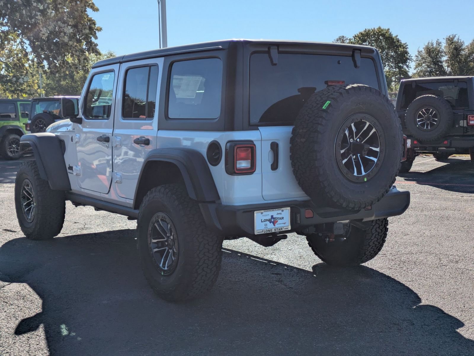 2026 Jeep Wrangler Sport photo 3