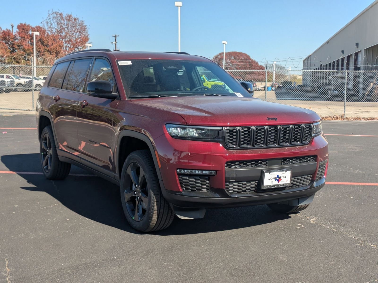 2025 Jeep Grand Cherokee Limited photo 4
