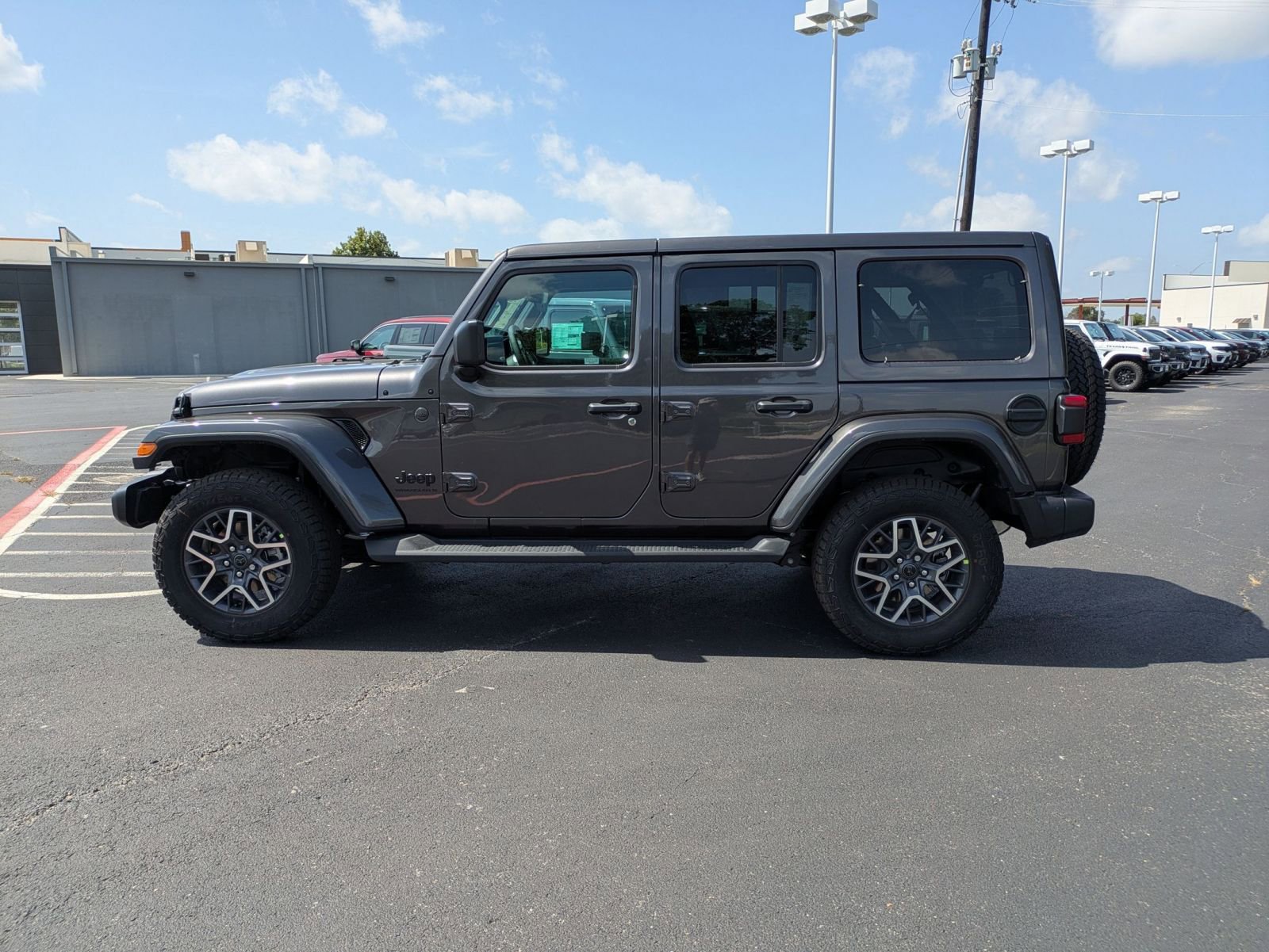 2025 Jeep Wrangler Sahara photo 2