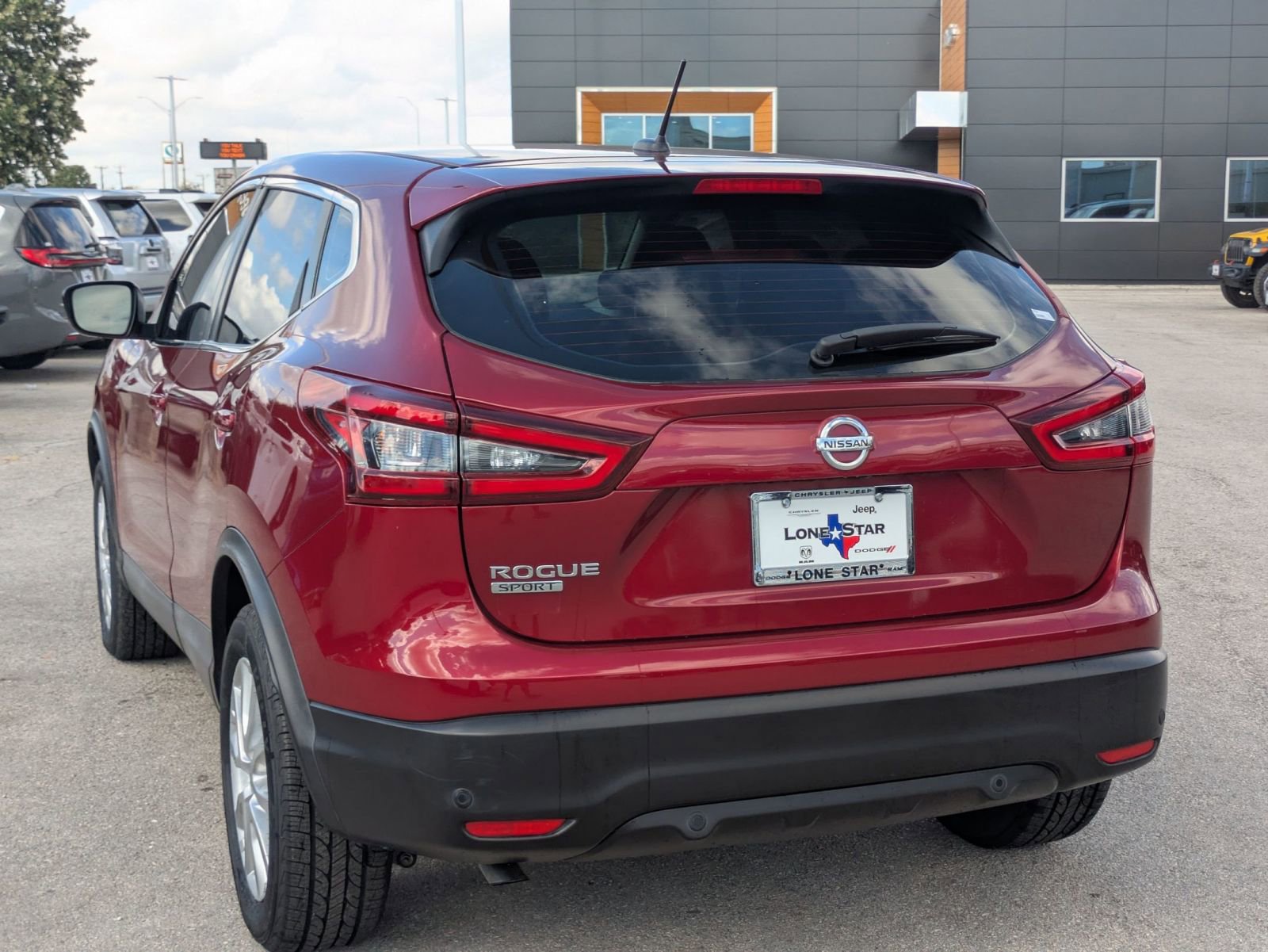 2020 Nissan Rogue S photo 3