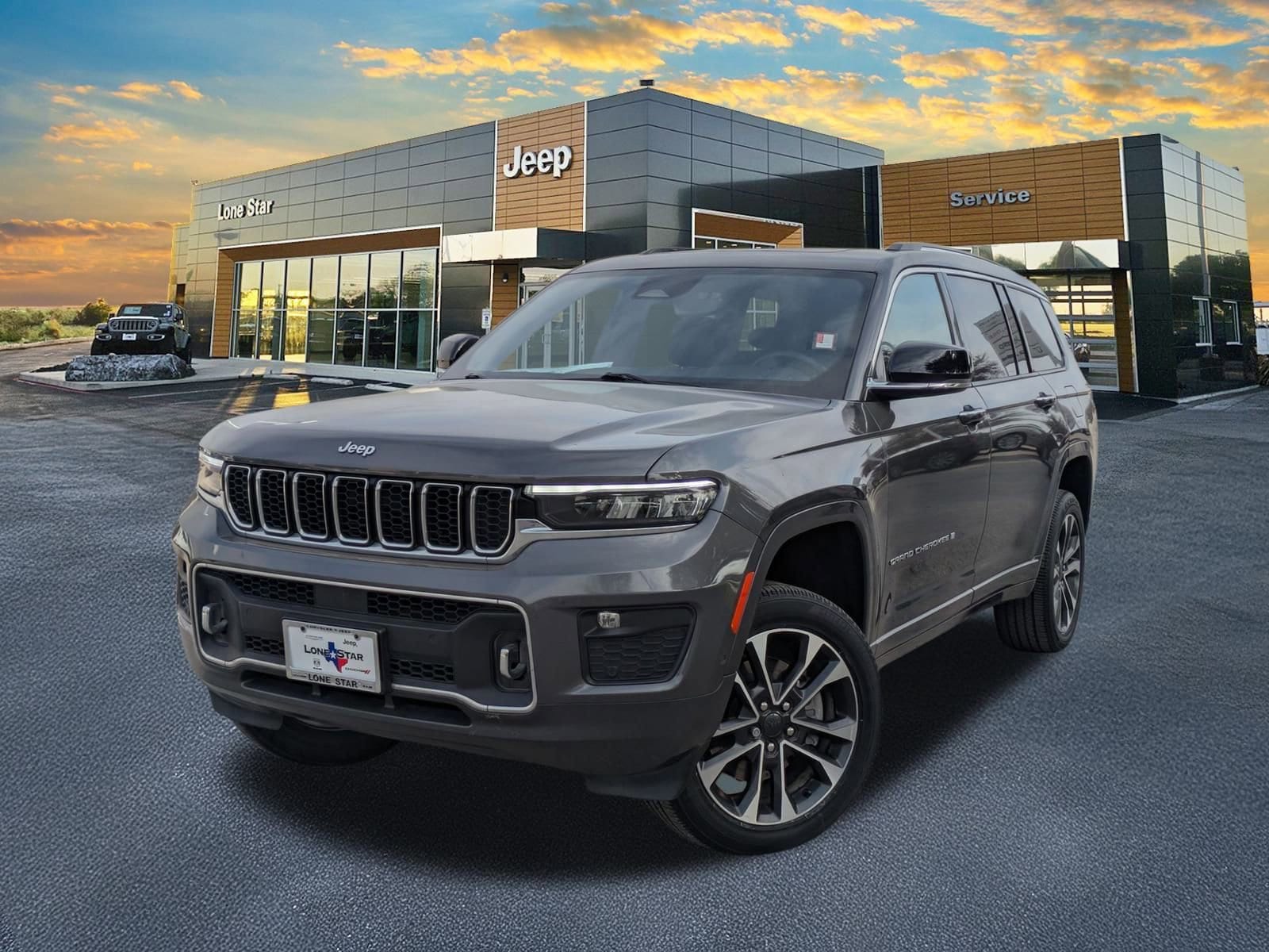 2022 Jeep Grand Cherokee L Overland's photo