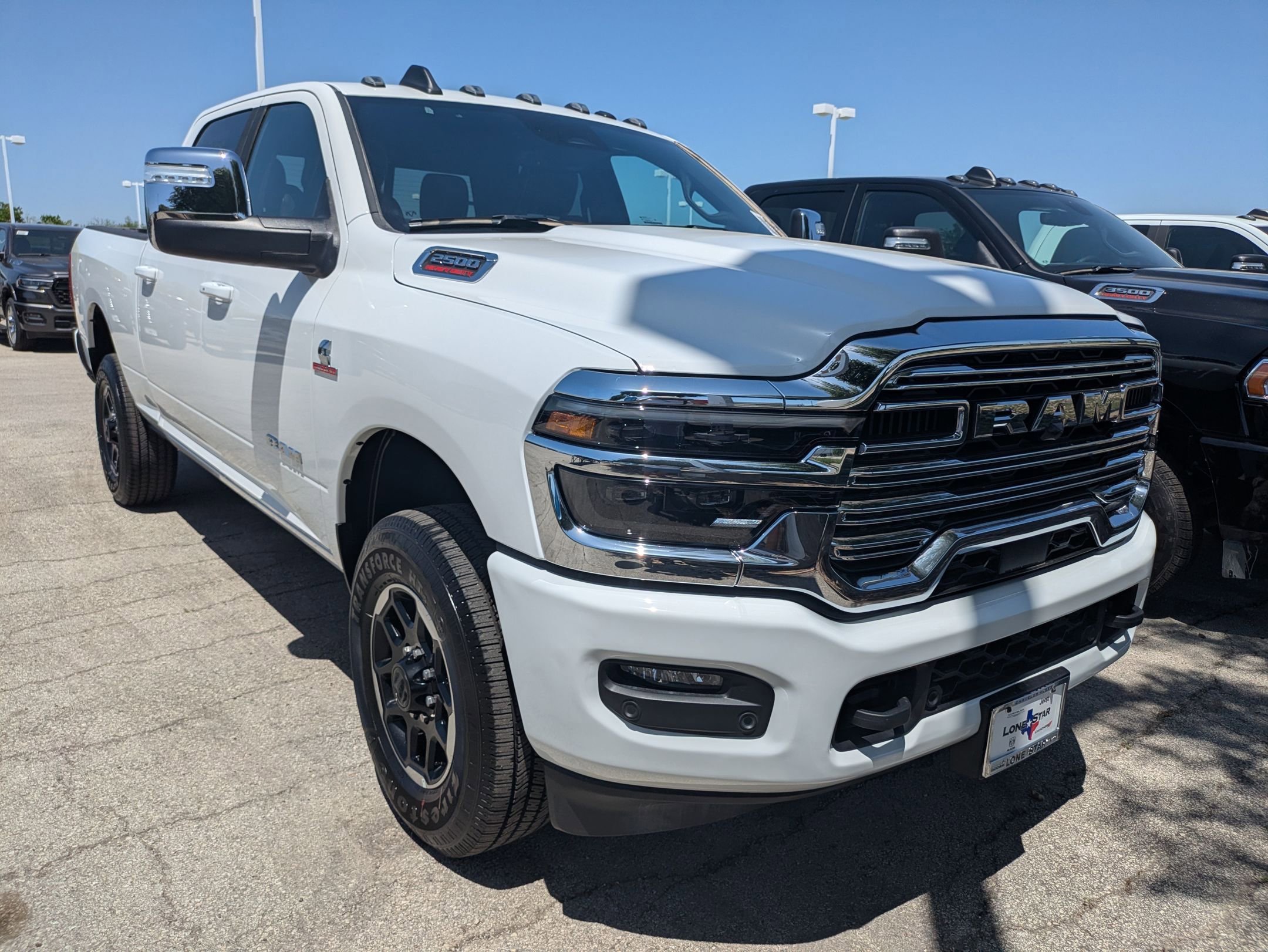 2025 Ram 2500 Laramie photo 4