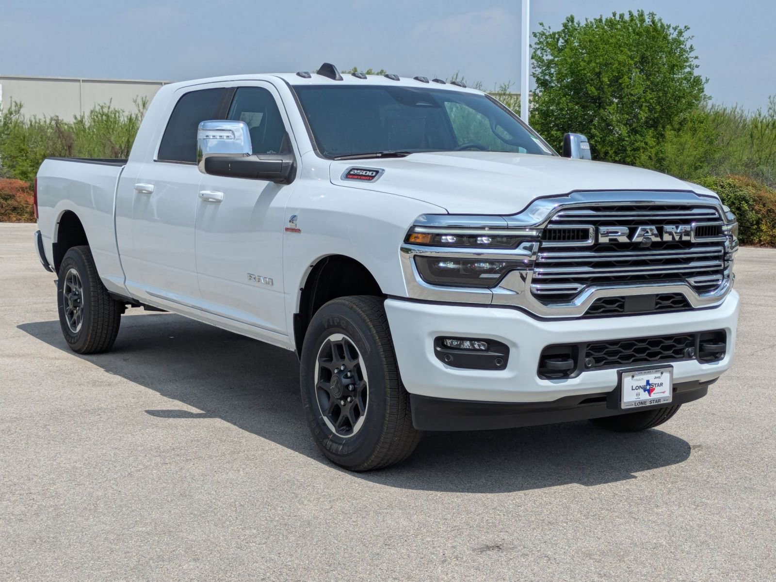 2025 Ram 2500 Laramie photo 4