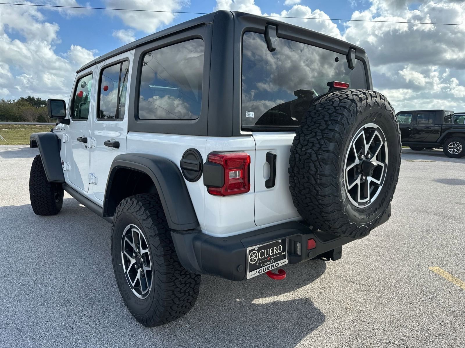 2024 Jeep Wrangler Rubicon photo 3
