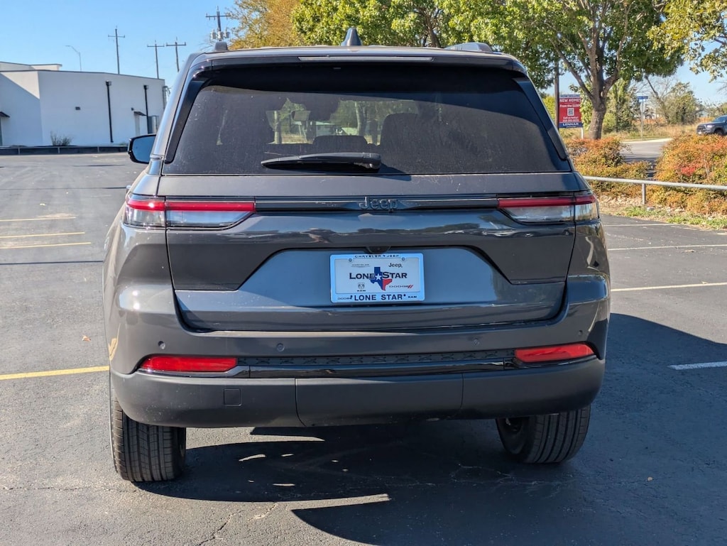 New 2025 Jeep Grand Cherokee ALTITUDE X 4X2 Sport Utility