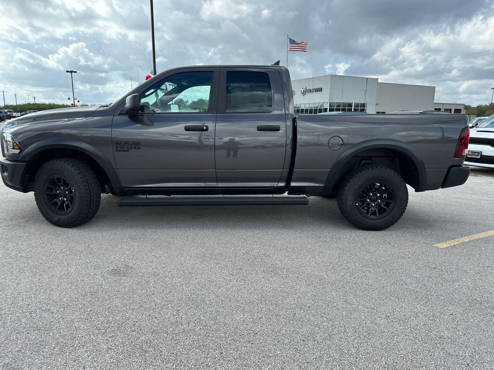 2024 Ram 1500 Classic Warlock photo 2