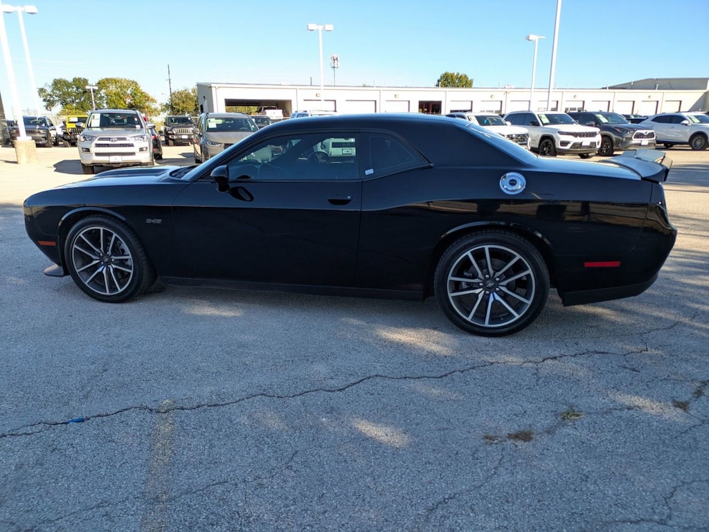 Used 2023 Dodge Challenger R/T R/T RWD