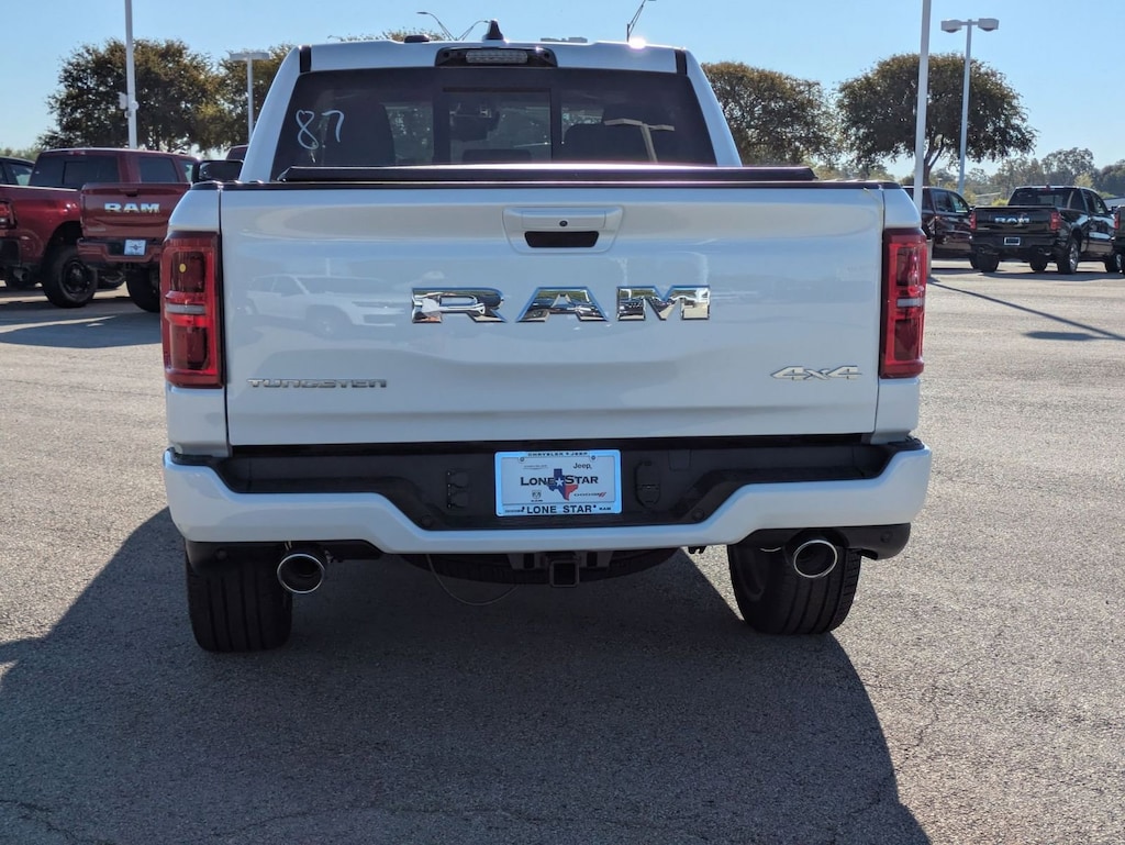 New 2026 Ram 1500 TUNGSTEN CREW CAB 4X4 Pickup