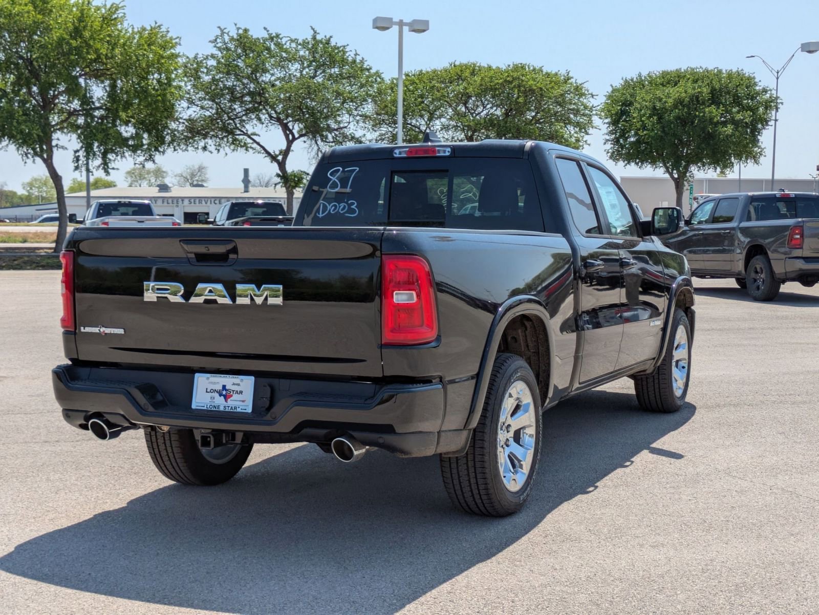 2025 Ram 1500 Lone Star photo 3