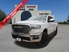 2025 Ram 1500 LARAMIE CREW CAB 4X4 5'7 BOX Pickup