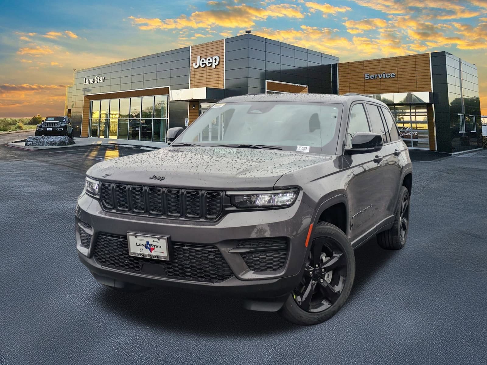 2025 Jeep Grand Cherokee Altitude's photo