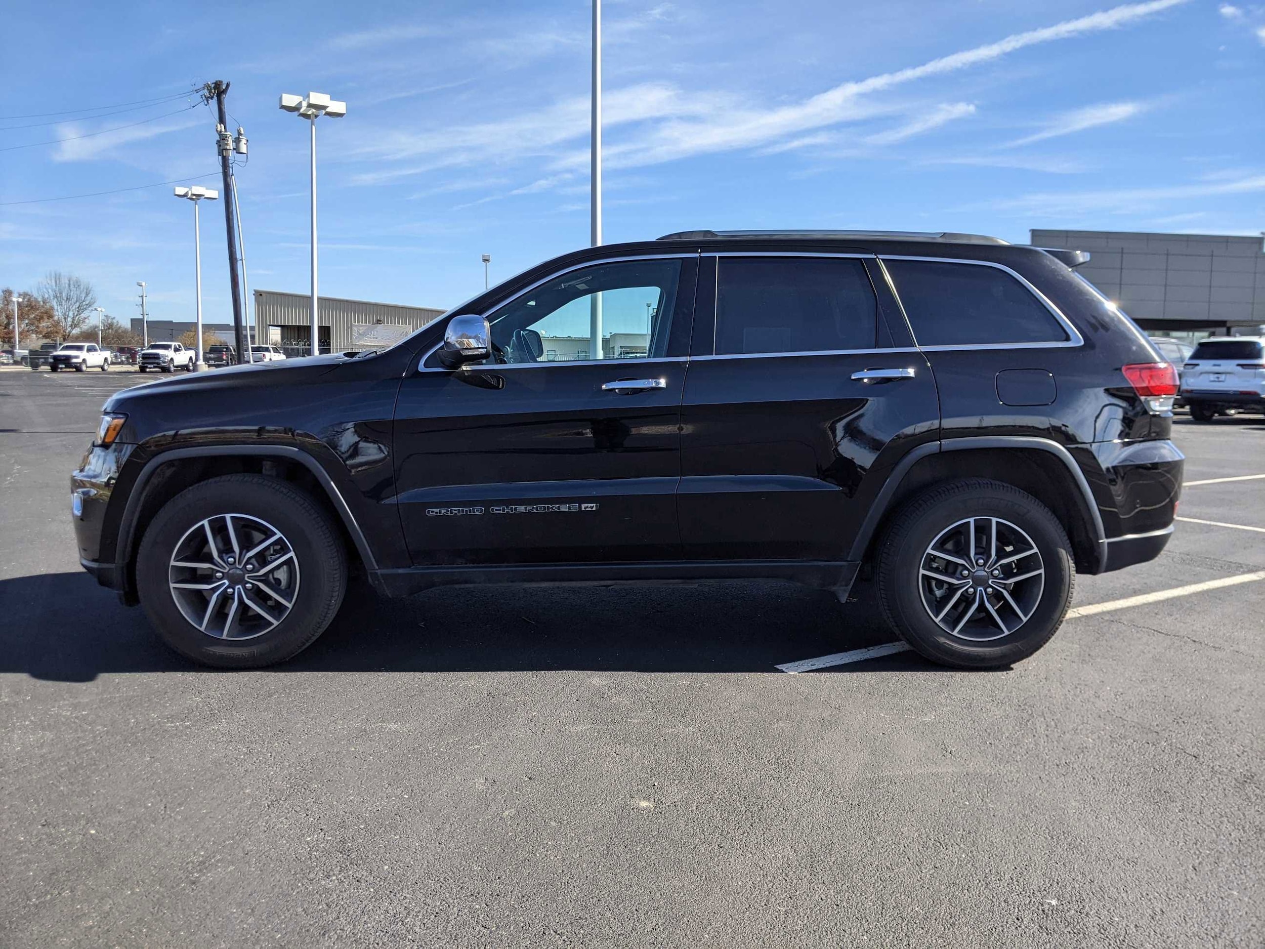 Used 2022 Jeep Grand Cherokee WK Limited with VIN 1C4RJFBG3NC145752 for sale in San Antonio, TX