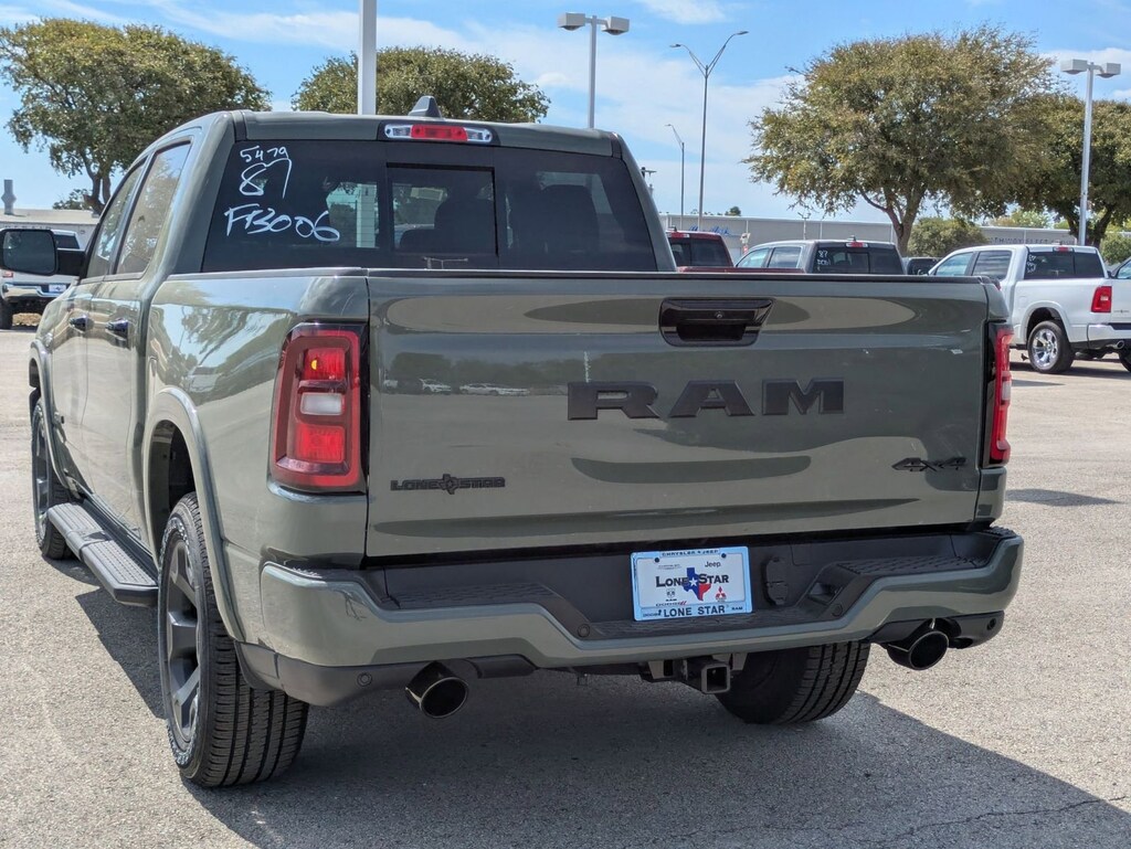 New 2026 Ram 1500 LONE STAR CREW CAB 4X4 5'7 BOX Pickup