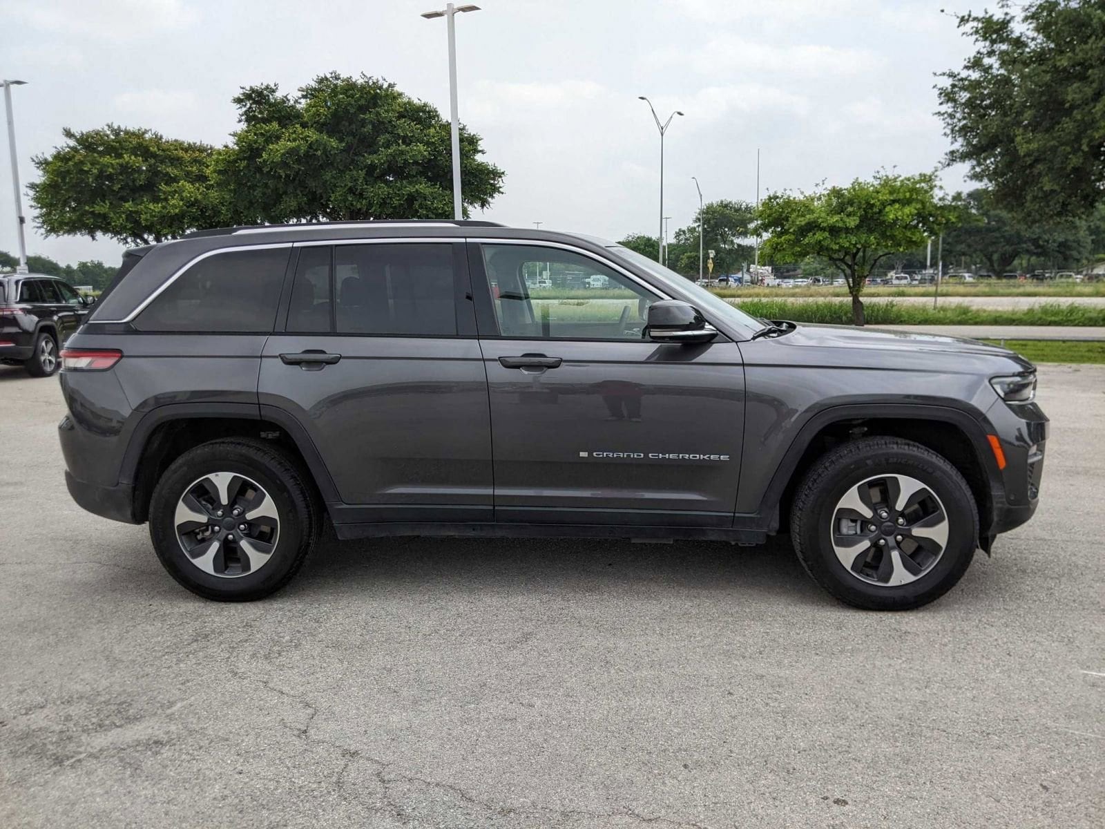 Used 2022 Jeep Grand Cherokee 4xe with VIN 1C4RJYB6XN8721830 for sale in San Antonio, TX