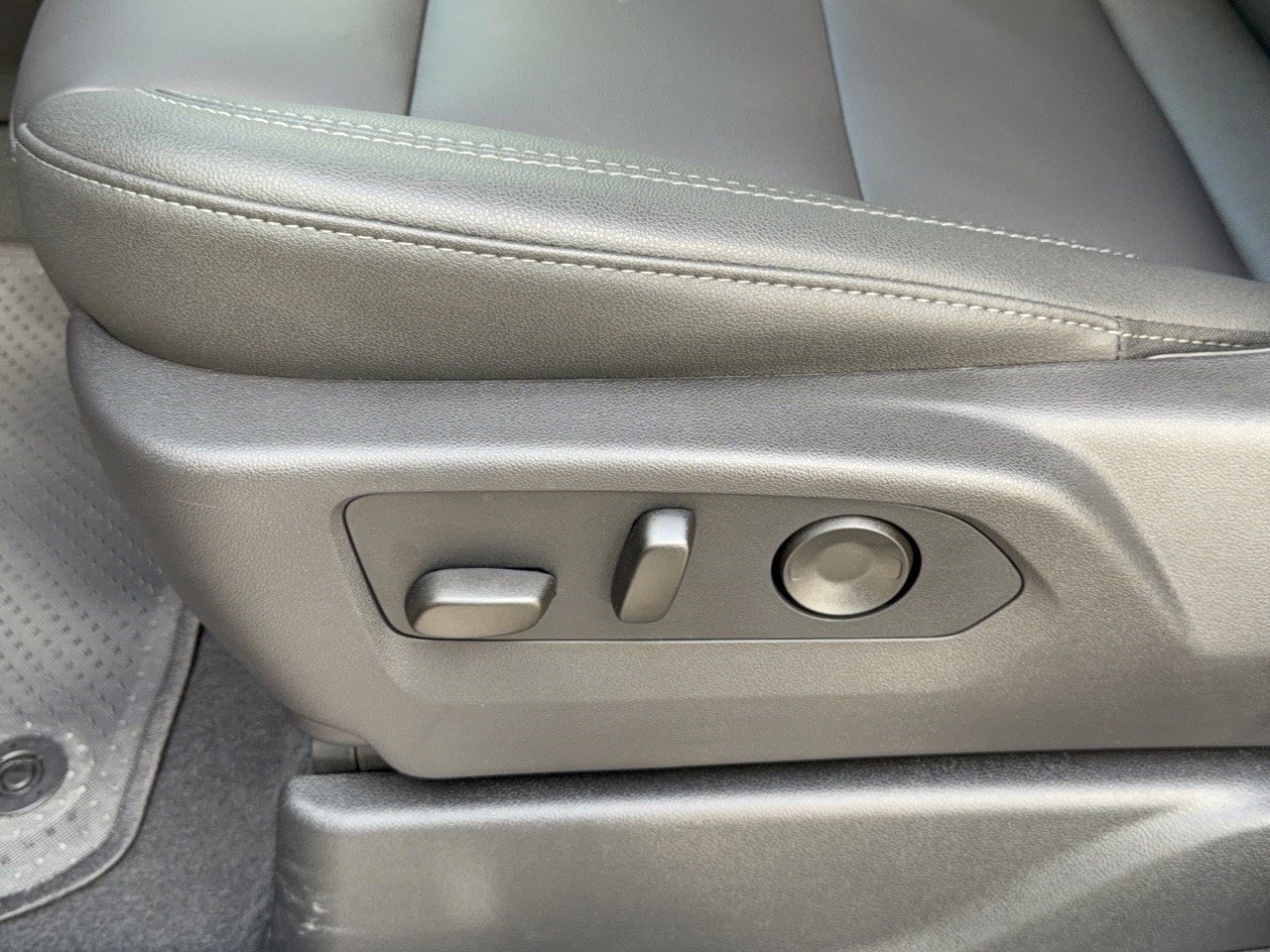 2026 Chevrolet Tahoe LT - Photo 16