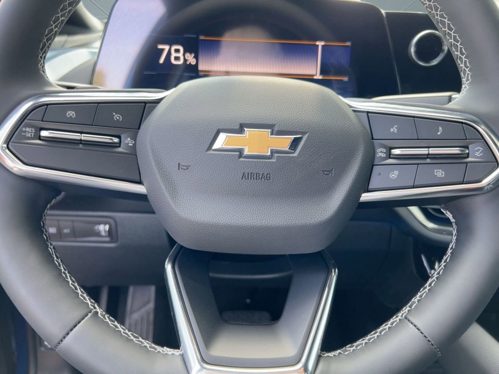 2026 Chevrolet Equinox EV 2LT - Photo 17