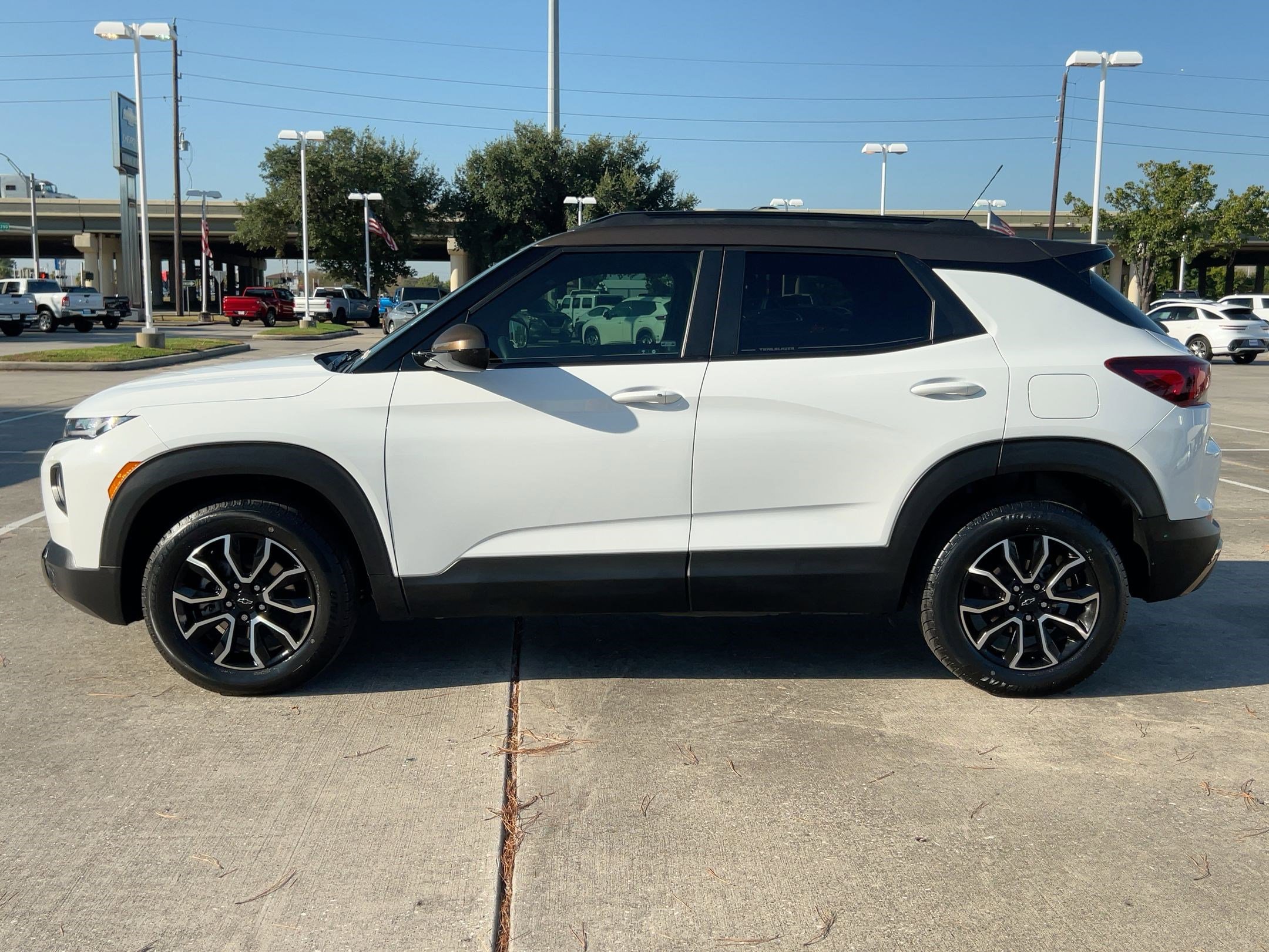 2021 Chevrolet Trailblazer ACTIV photo 2