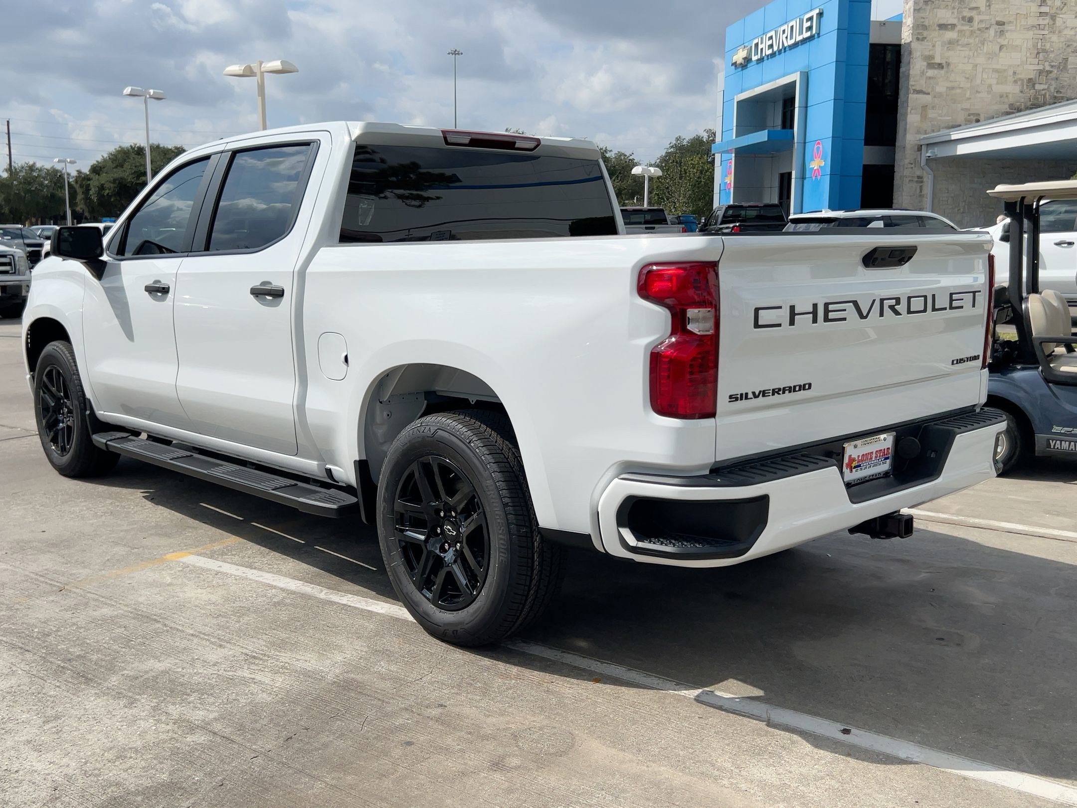 2026 Chevrolet Silverado 1500 Custom photo 3