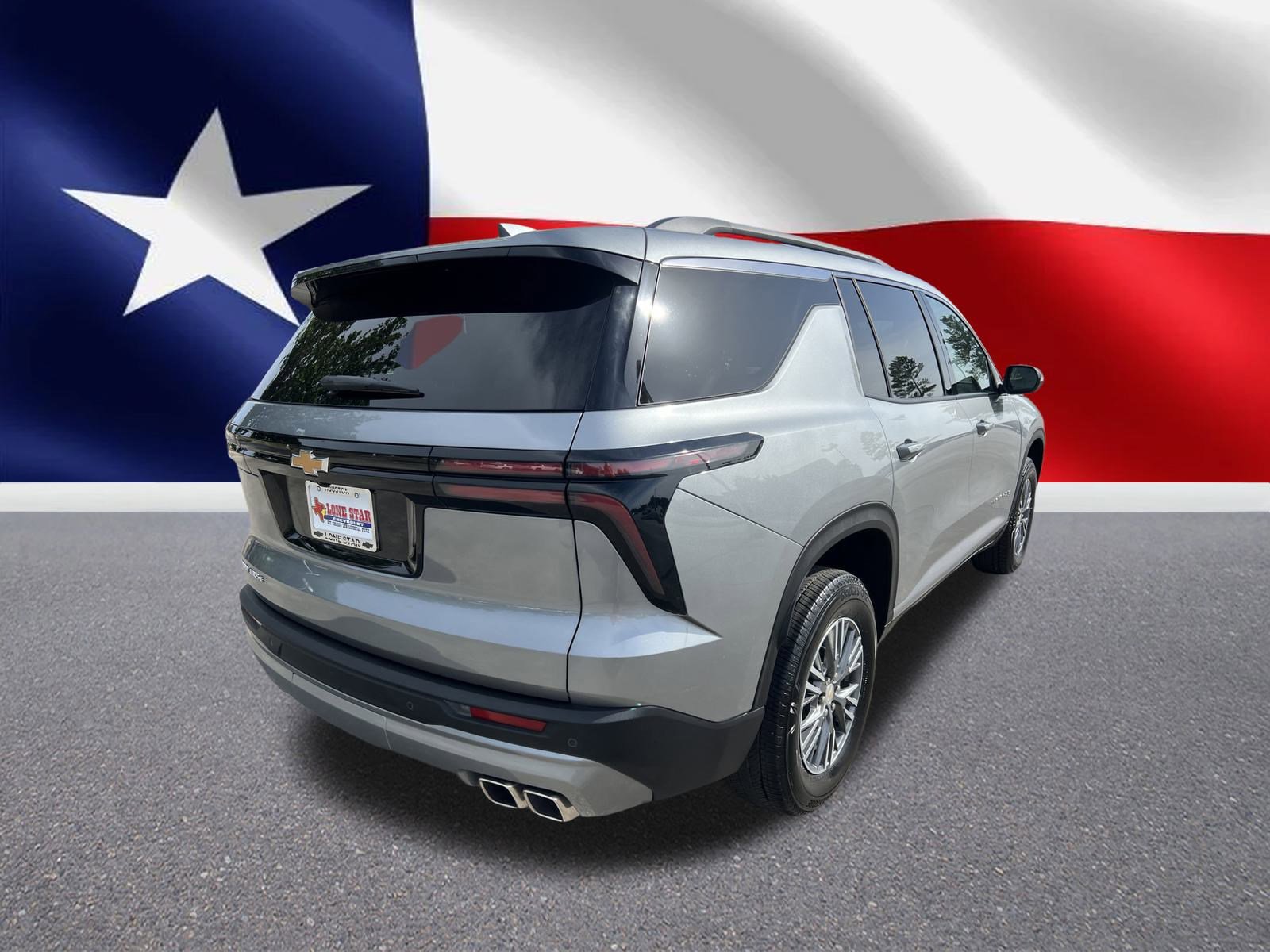 2025 Chevrolet Traverse photo 2