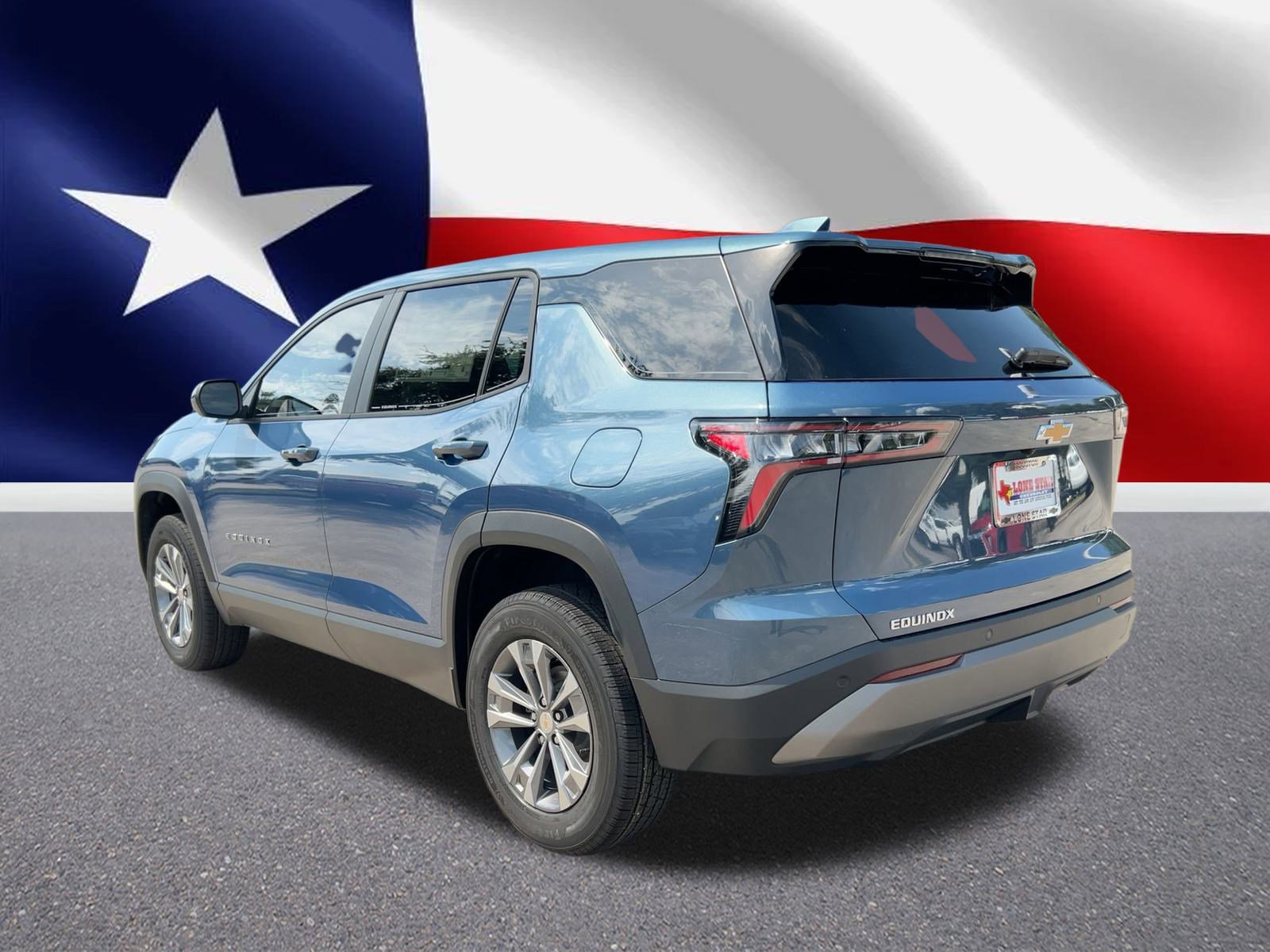 2026 Chevrolet Equinox LT photo 3