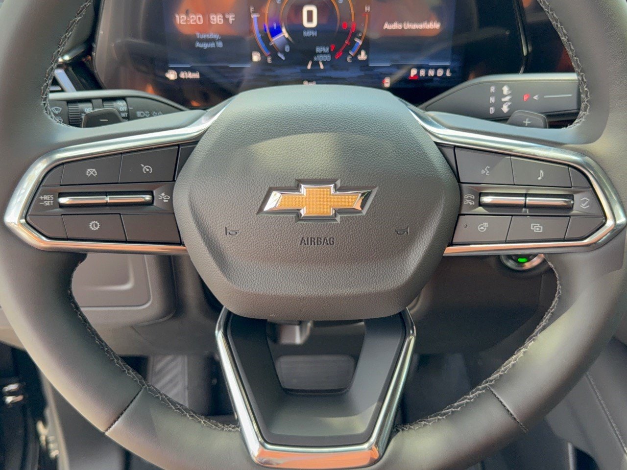 2026 Chevrolet Suburban LT - Photo 10