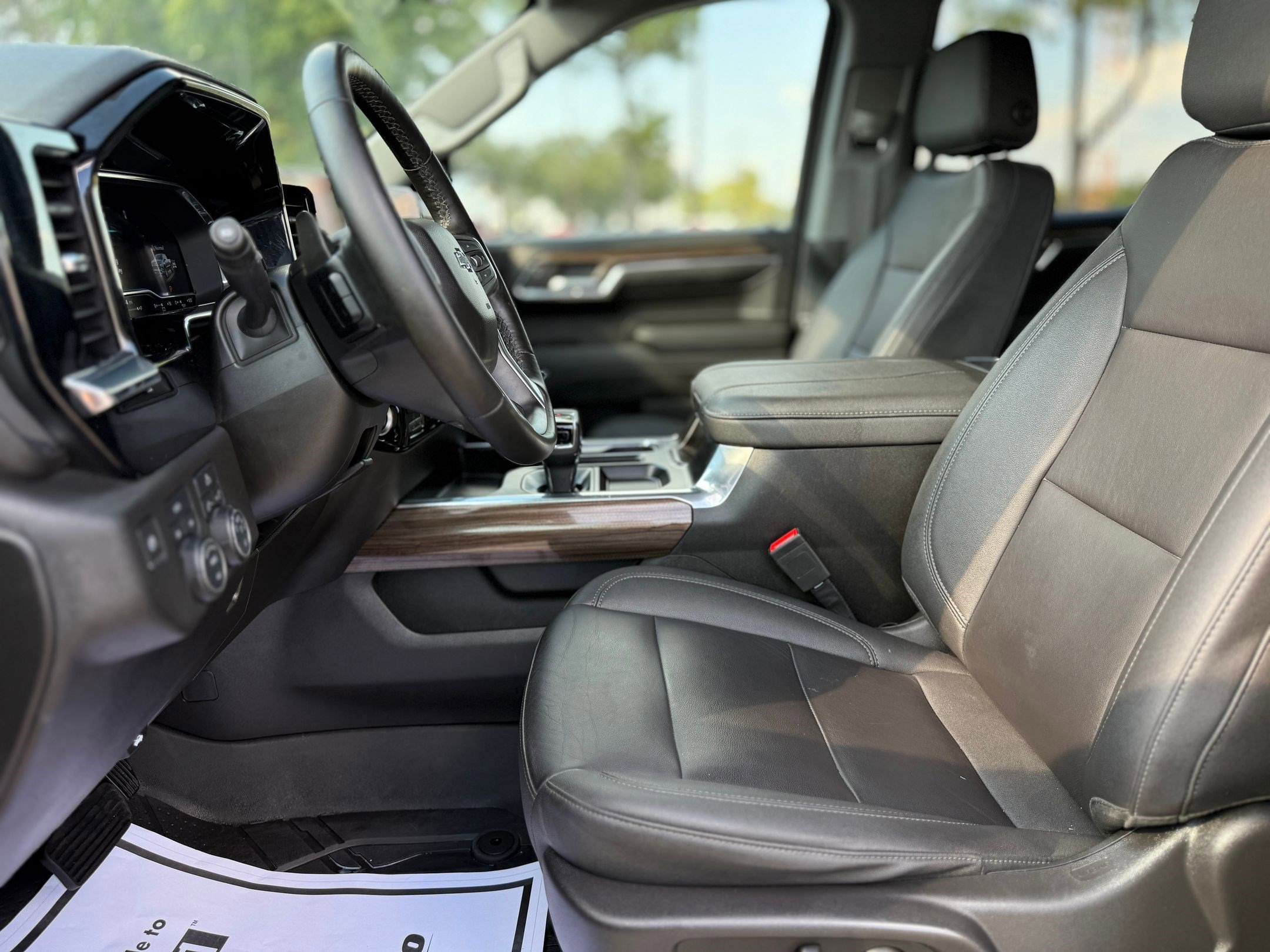 2024 Chevrolet Silverado 1500 RST photo 3