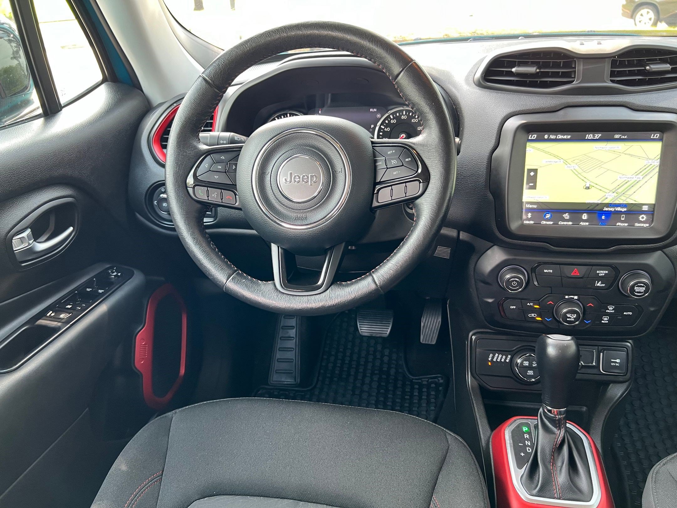 2022 Jeep Renegade Trailhawk photo 3