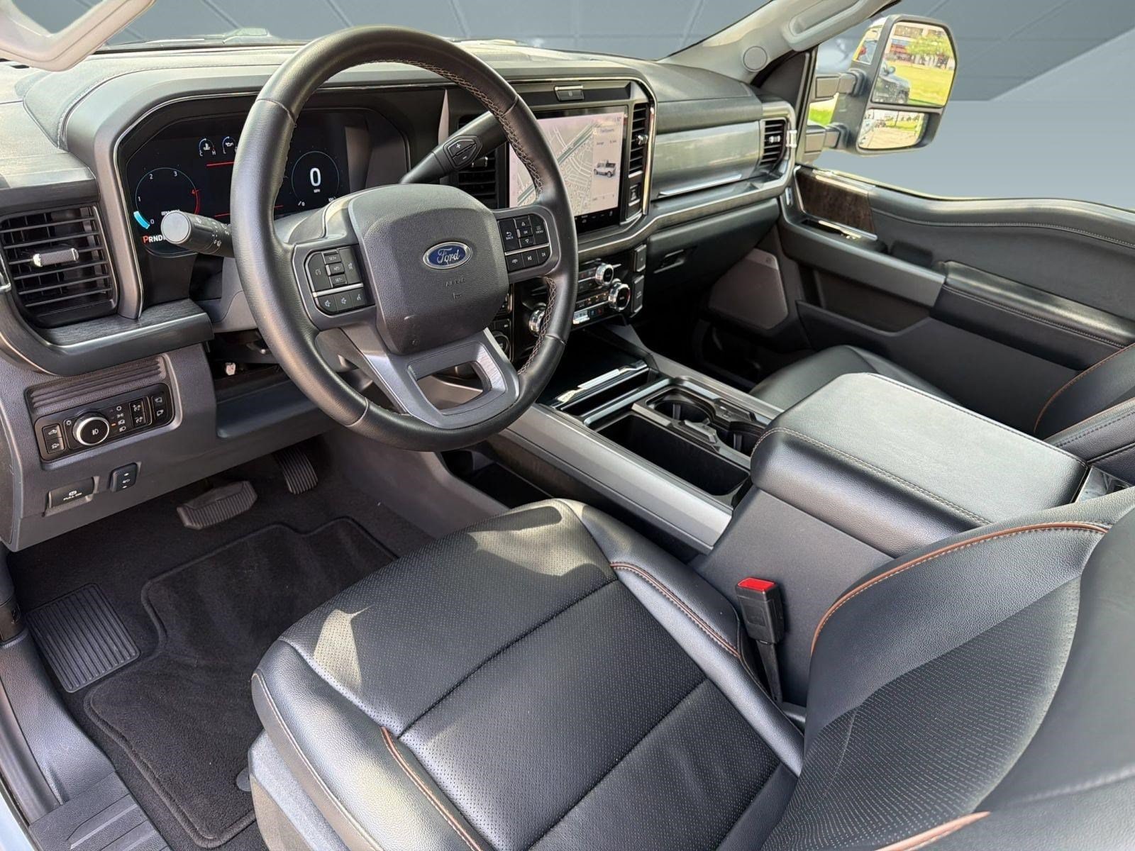 2026 Ford Super Duty F-350 SRW LARIAT