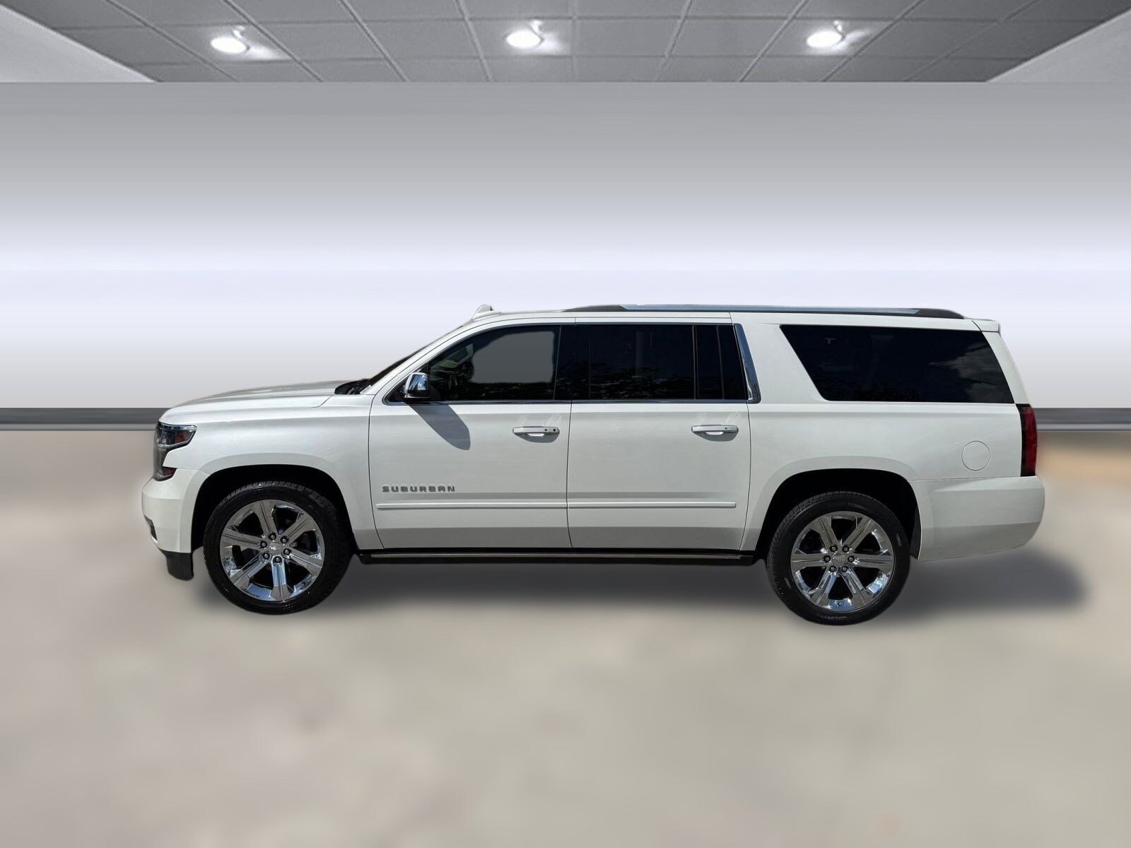 2017 Chevrolet Suburban Premier photo 2
