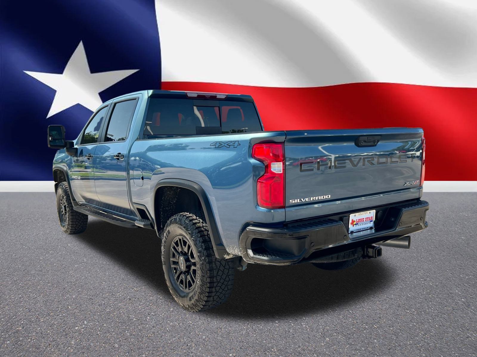2024 Chevrolet Silverado 2500HD ZR2 photo 3