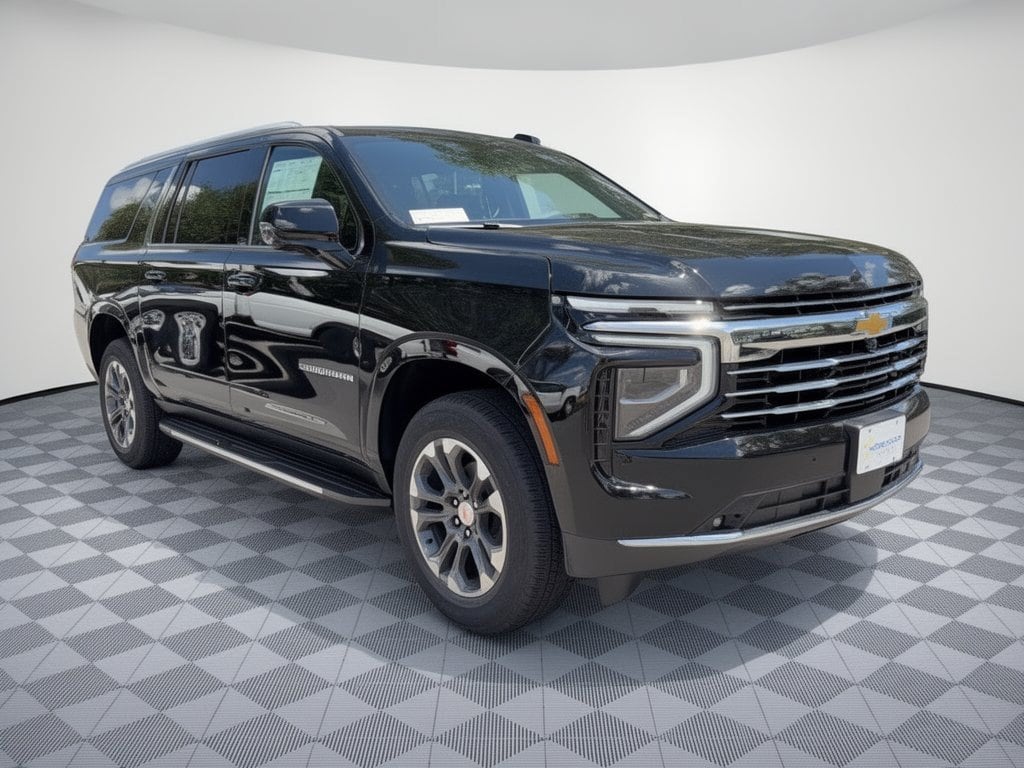 2026 Chevrolet Suburban LT - Photo 7