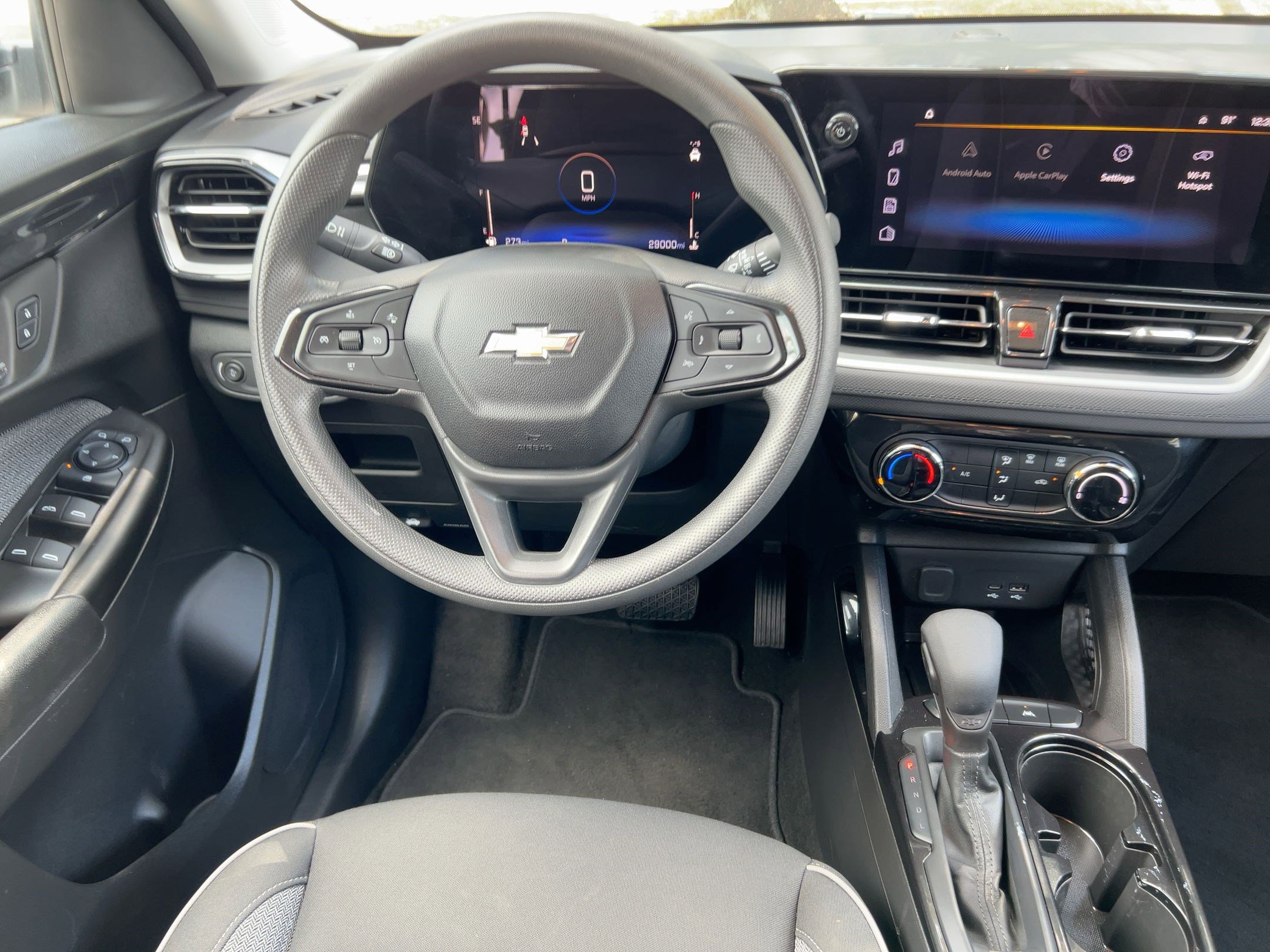 2024 Chevrolet Trailblazer LT photo 4