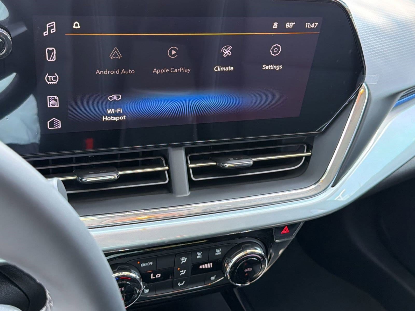 2026 Chevrolet Trax LT - Photo 22