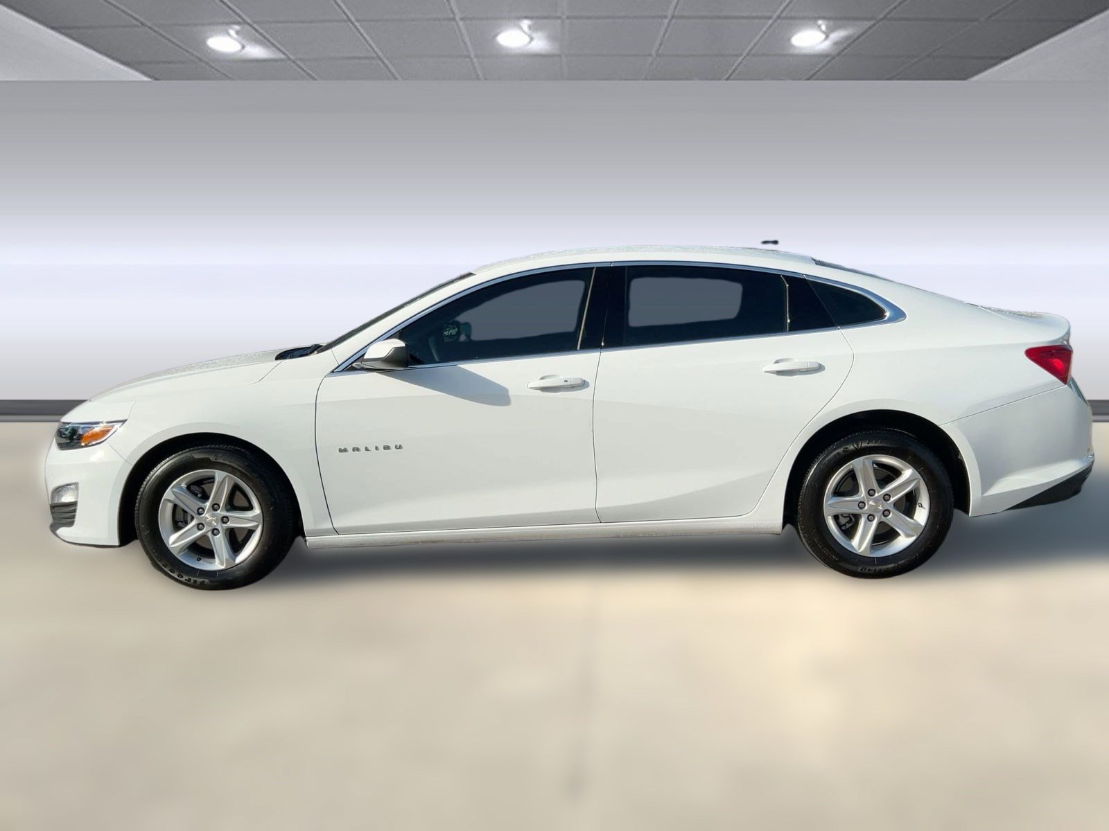 2025 Chevrolet Malibu LS photo 2