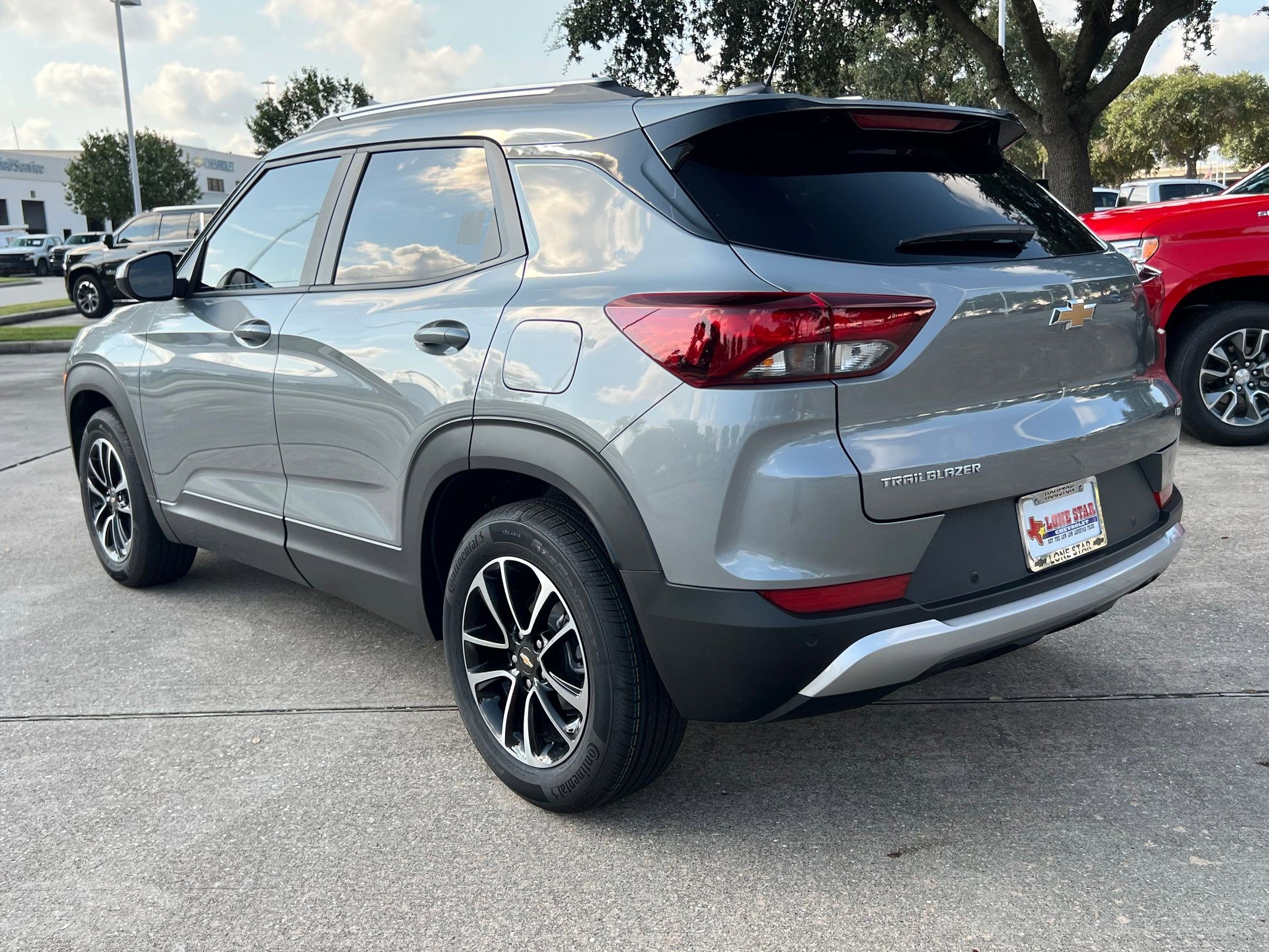 2026 Chevrolet Trailblazer LT photo 3
