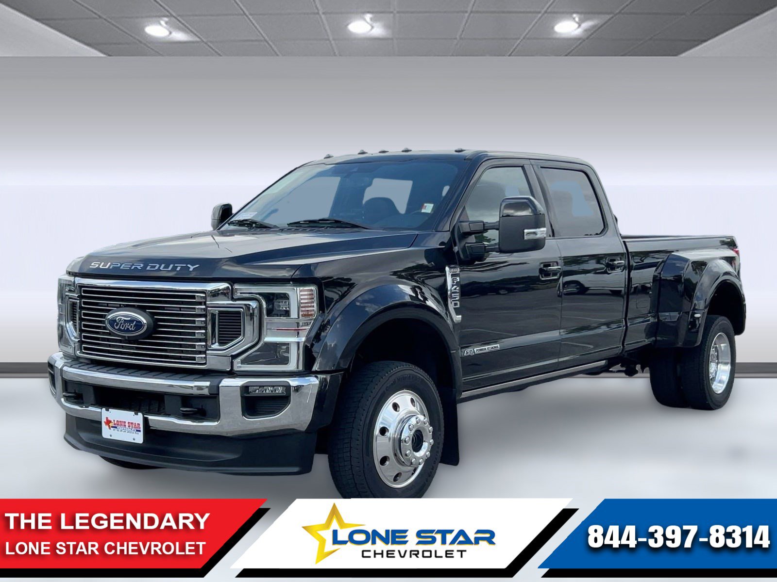 2022 Ford F-450 Super Duty Lariat's photo