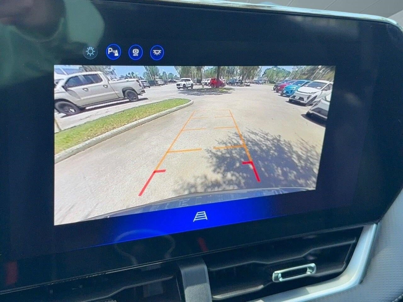 2027 Chevrolet Equinox LT - Photo 21
