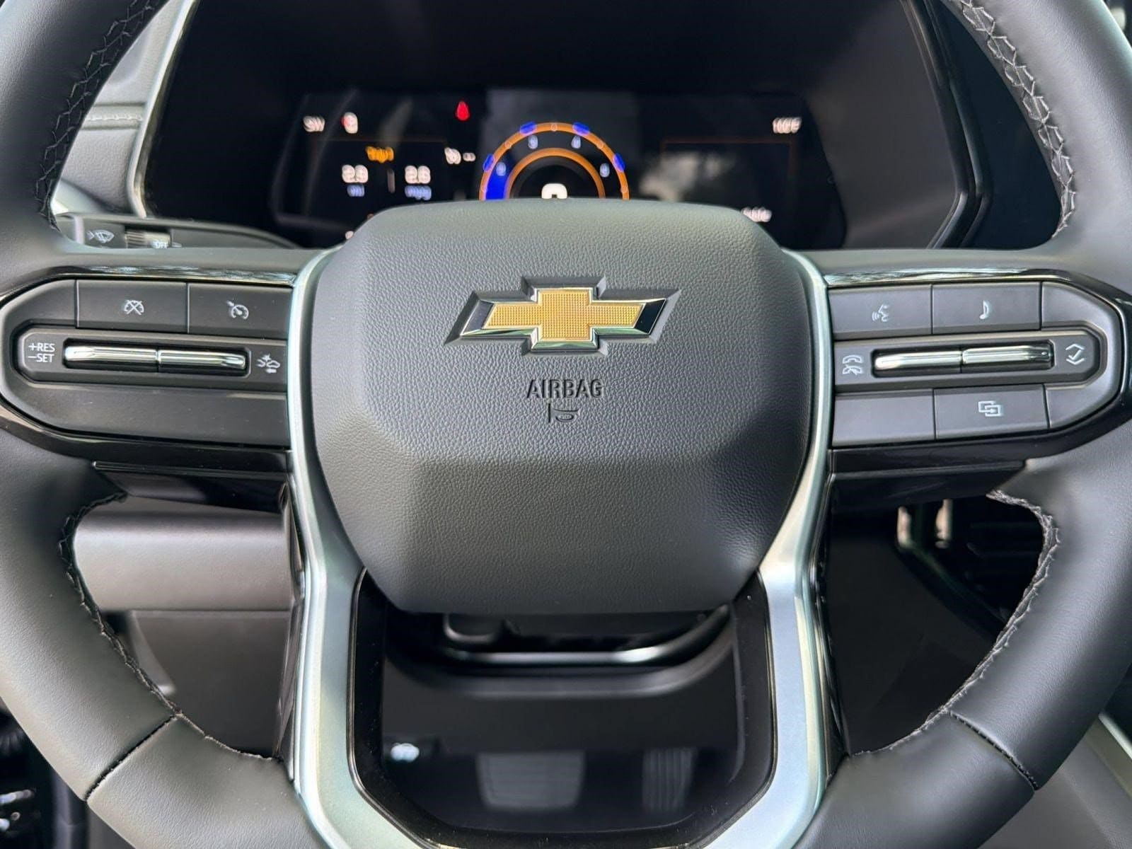 2026 Chevrolet Colorado LT - Photo 17