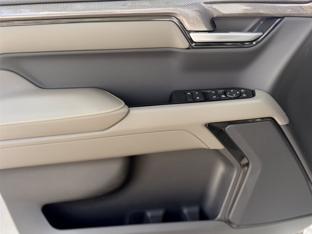 2026 Chevrolet Silverado 1500 ZR2 - Photo 13