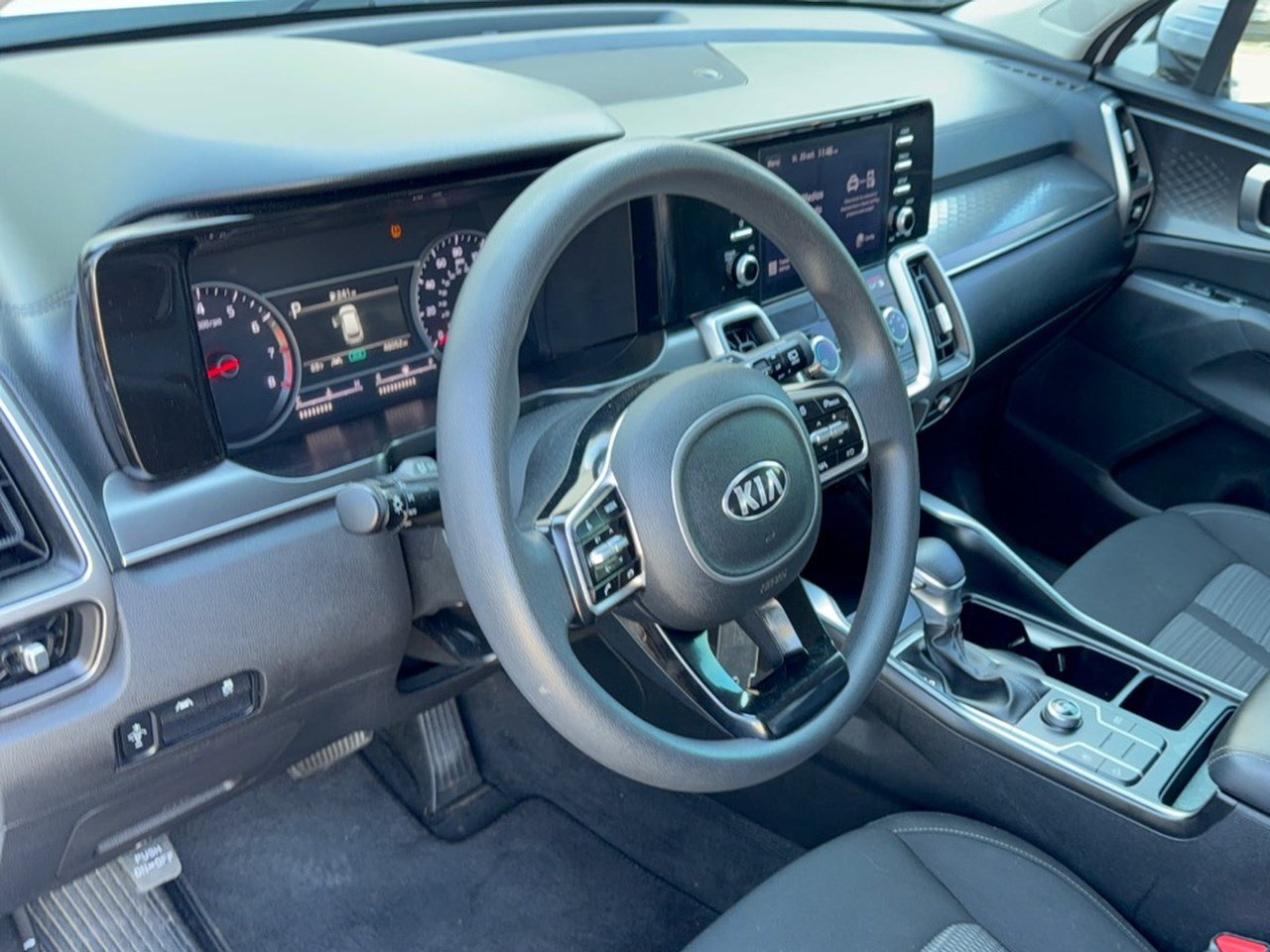 Used 2021 Kia Sorento LX