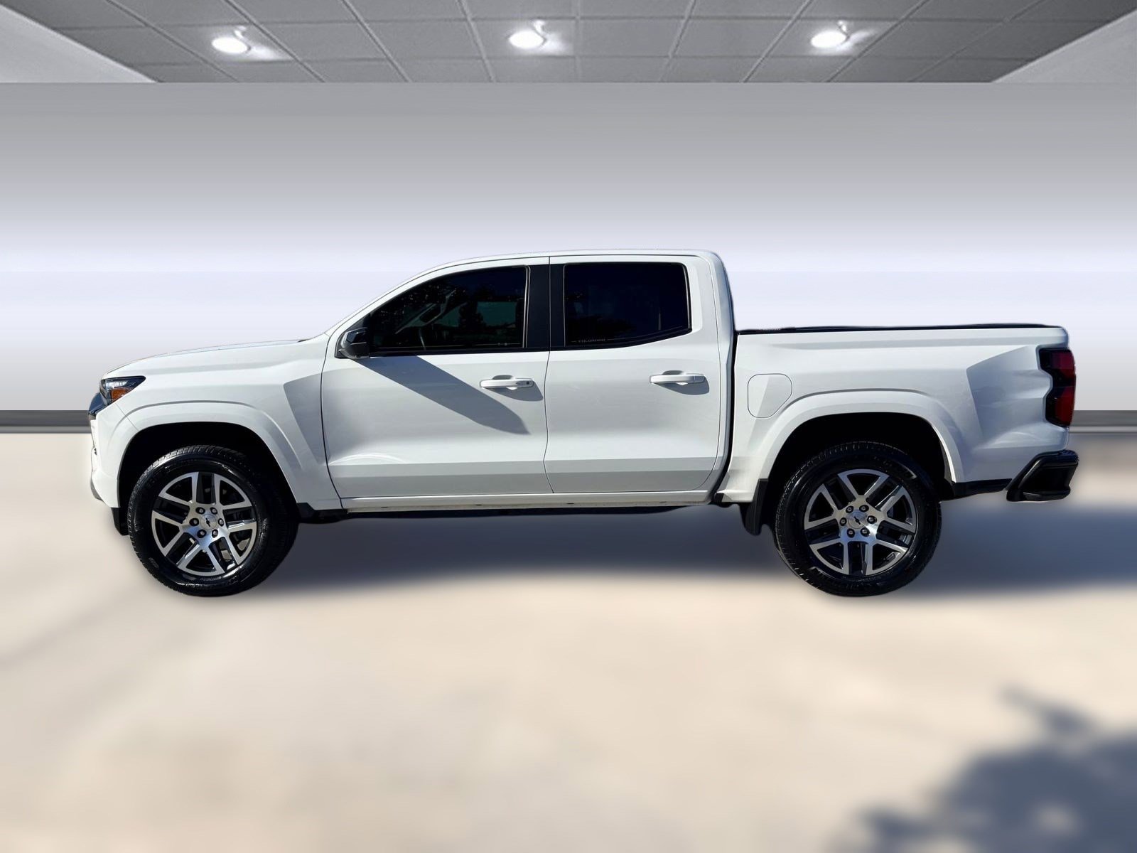 2024 Chevrolet Colorado Z71 photo 2